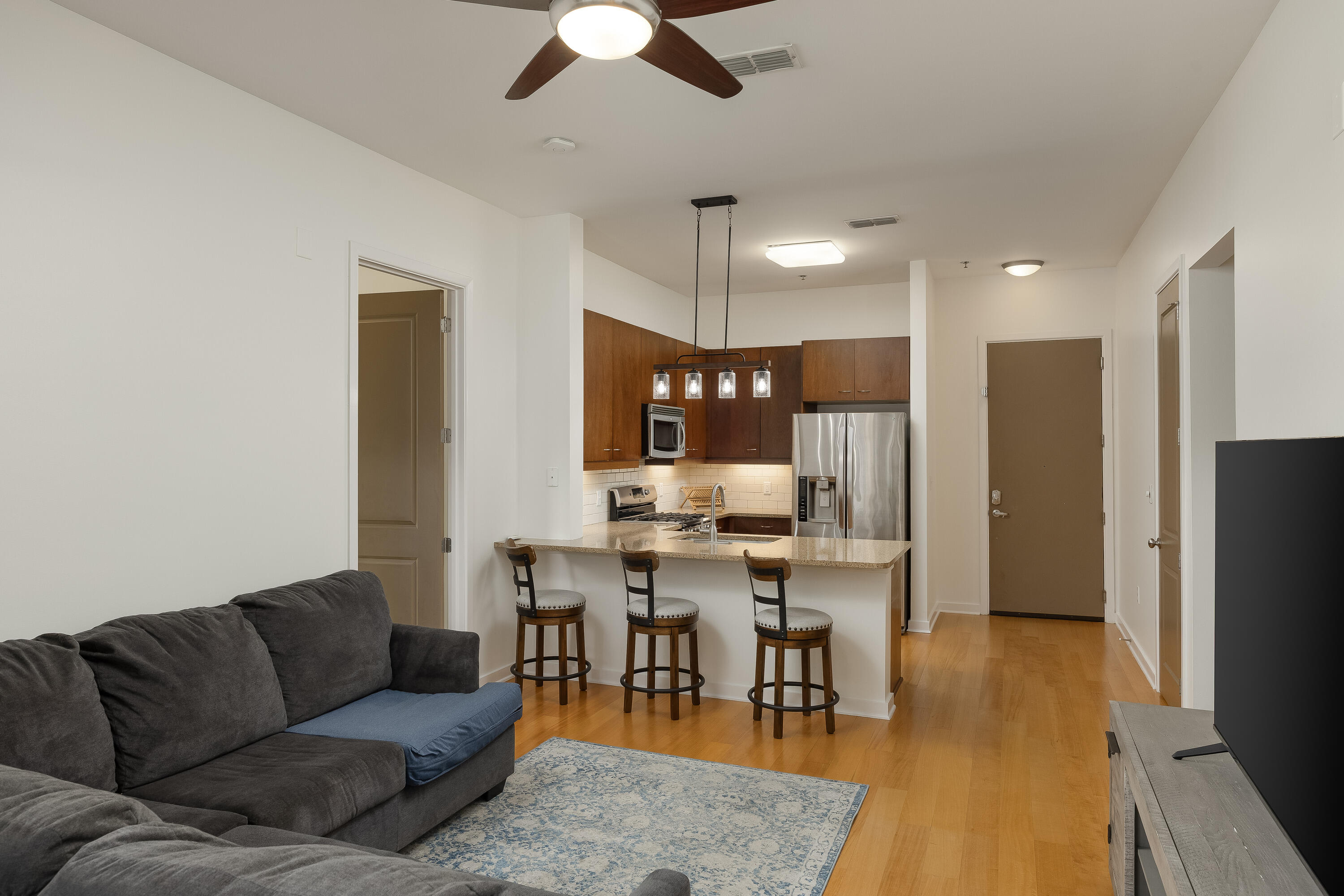 200 Manufacturers Road Property Photo 5