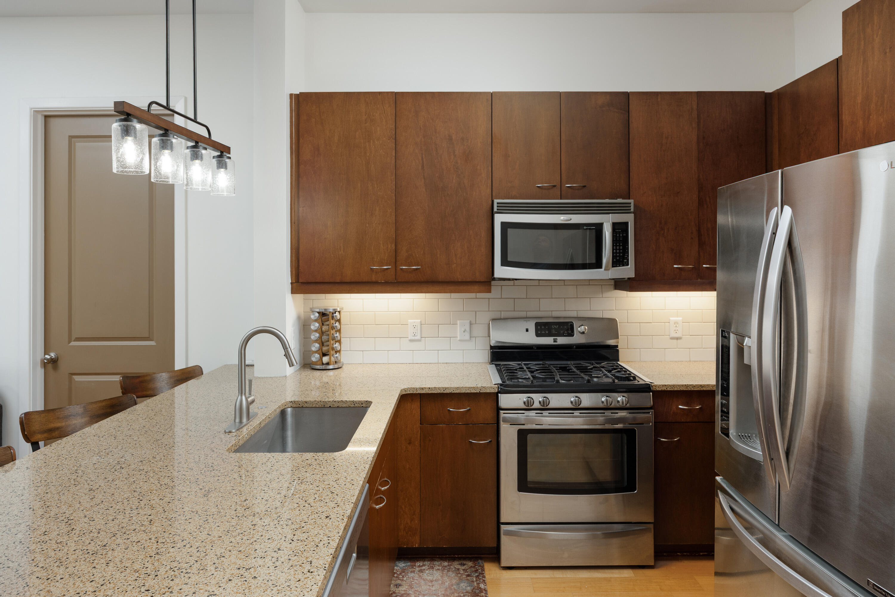 200 Manufacturers Road Property Photo 9