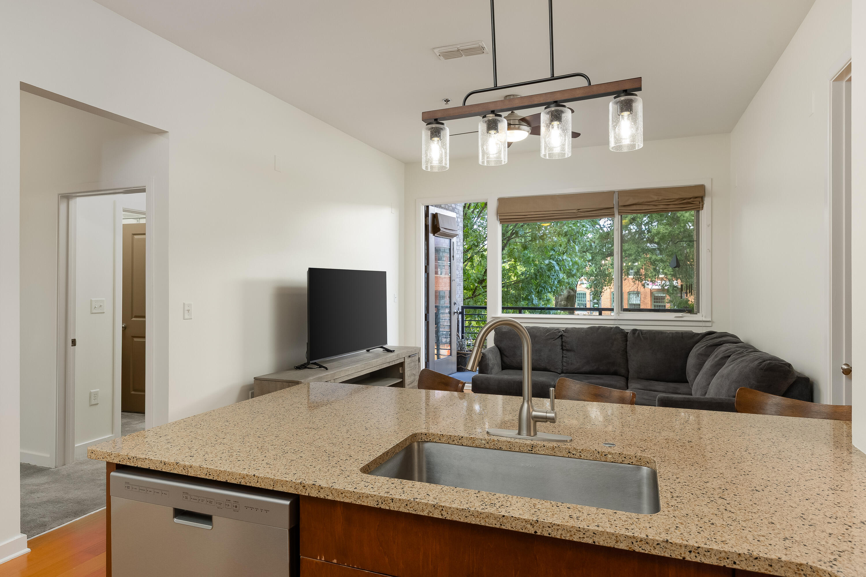 200 Manufacturers Road Property Photo 10