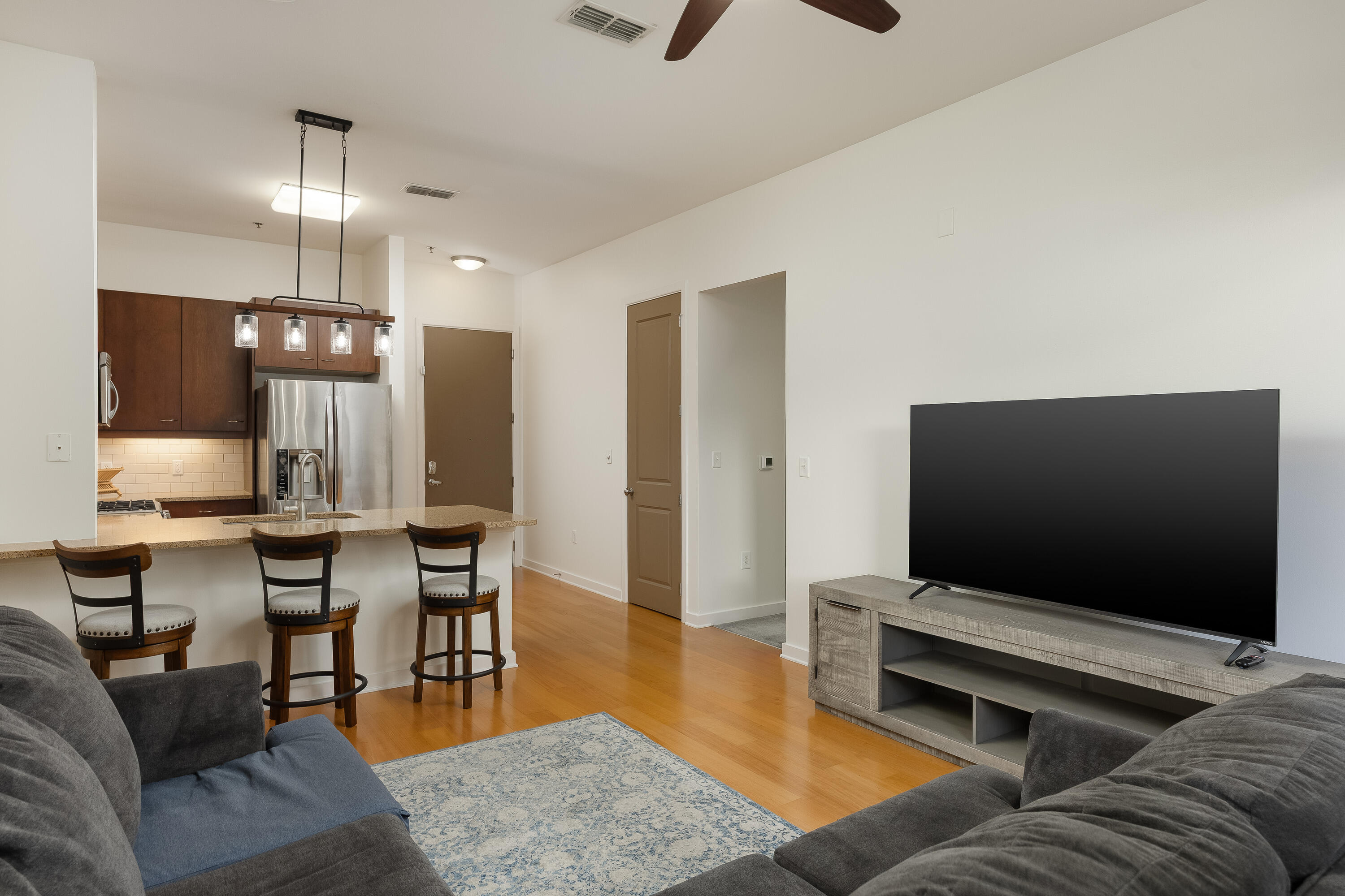 200 Manufacturers Road Property Photo 11