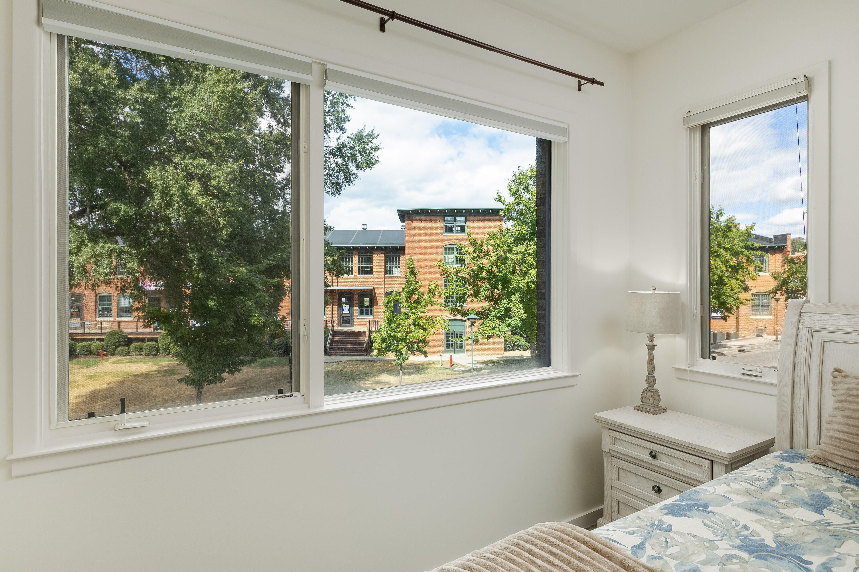 200 Manufacturers Road Property Photo 15