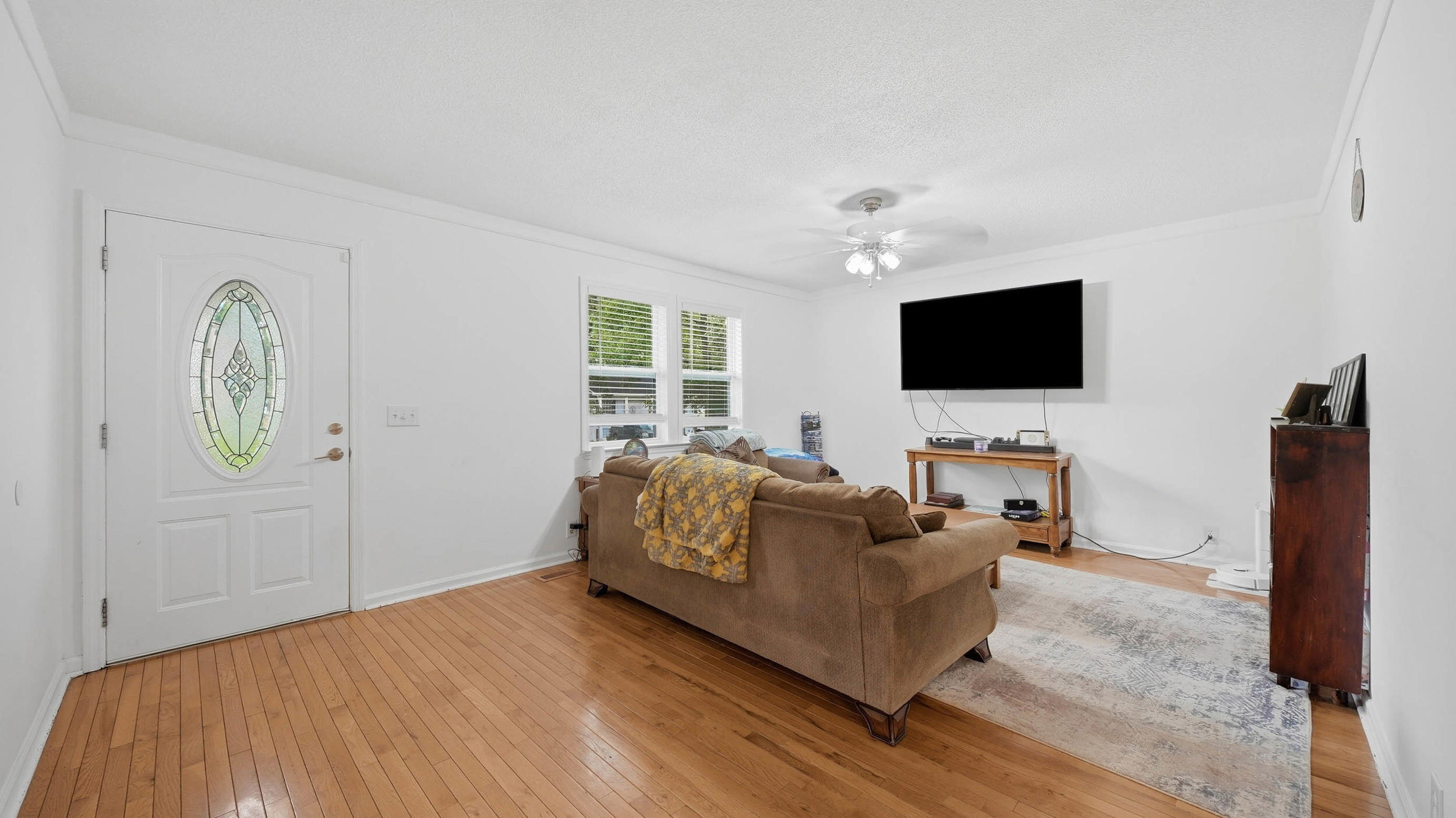 734 Crestridge Drive Property Photo 7