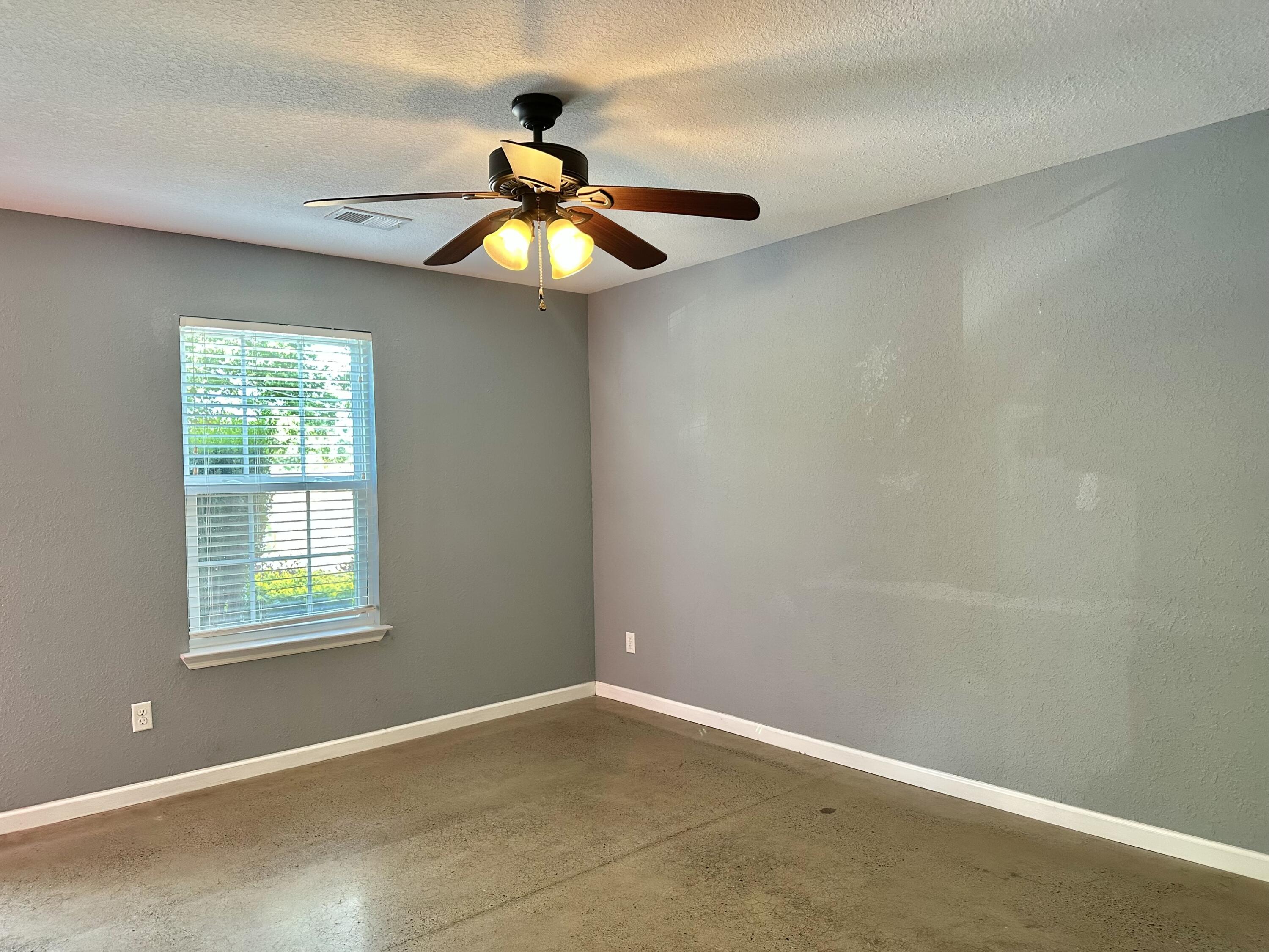 14 Wally Lane Property Photo 2