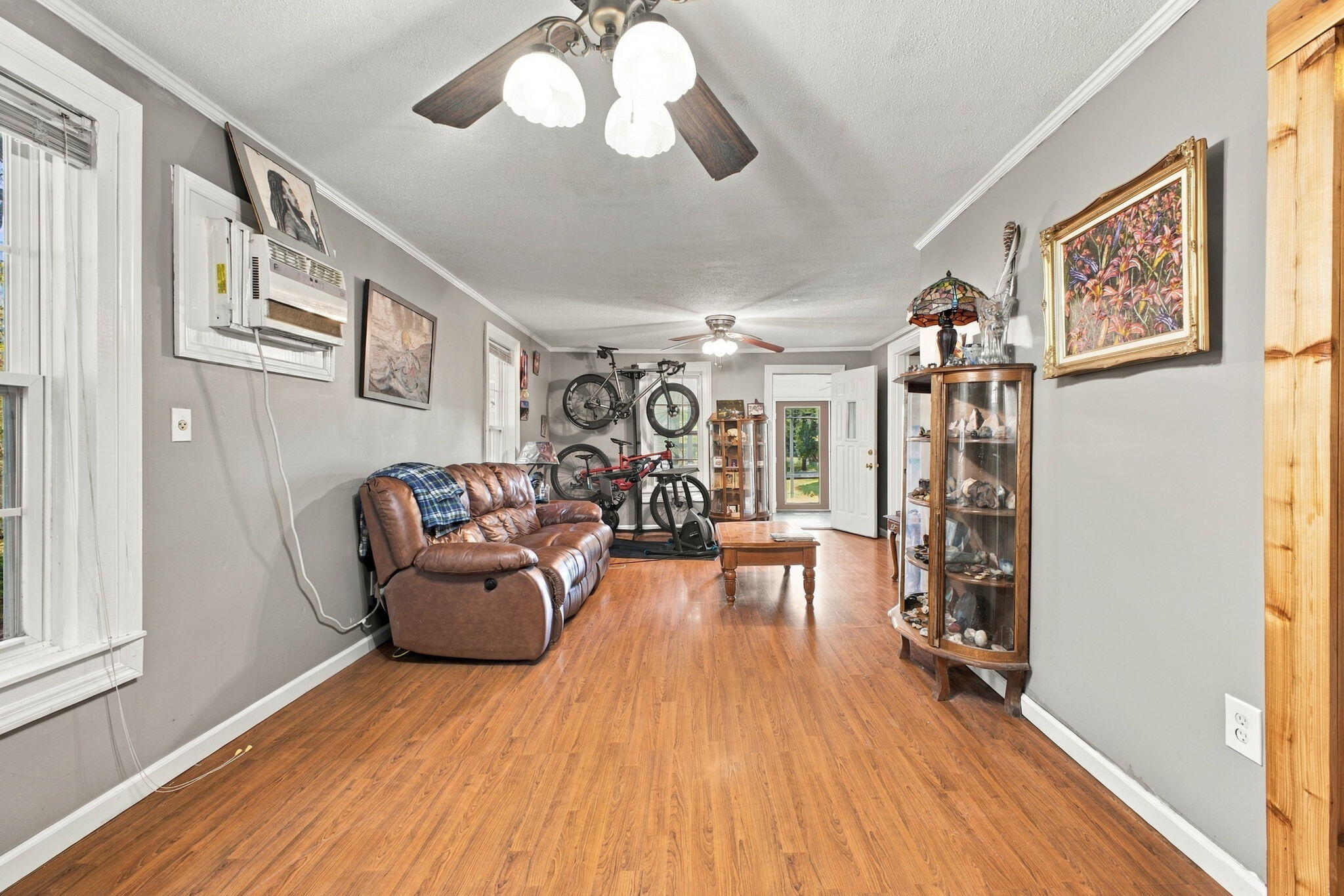 910 S Chattanooga Street Property Photo 5