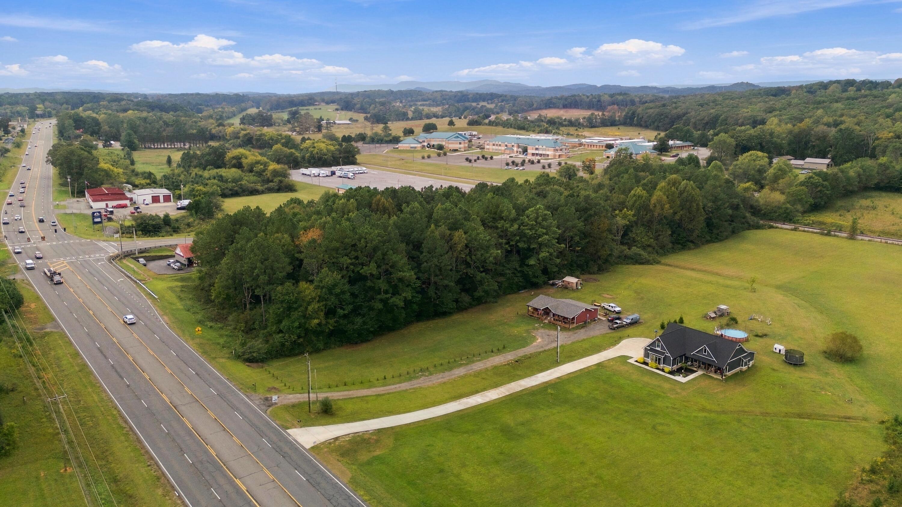 1544025 Property Photo 2