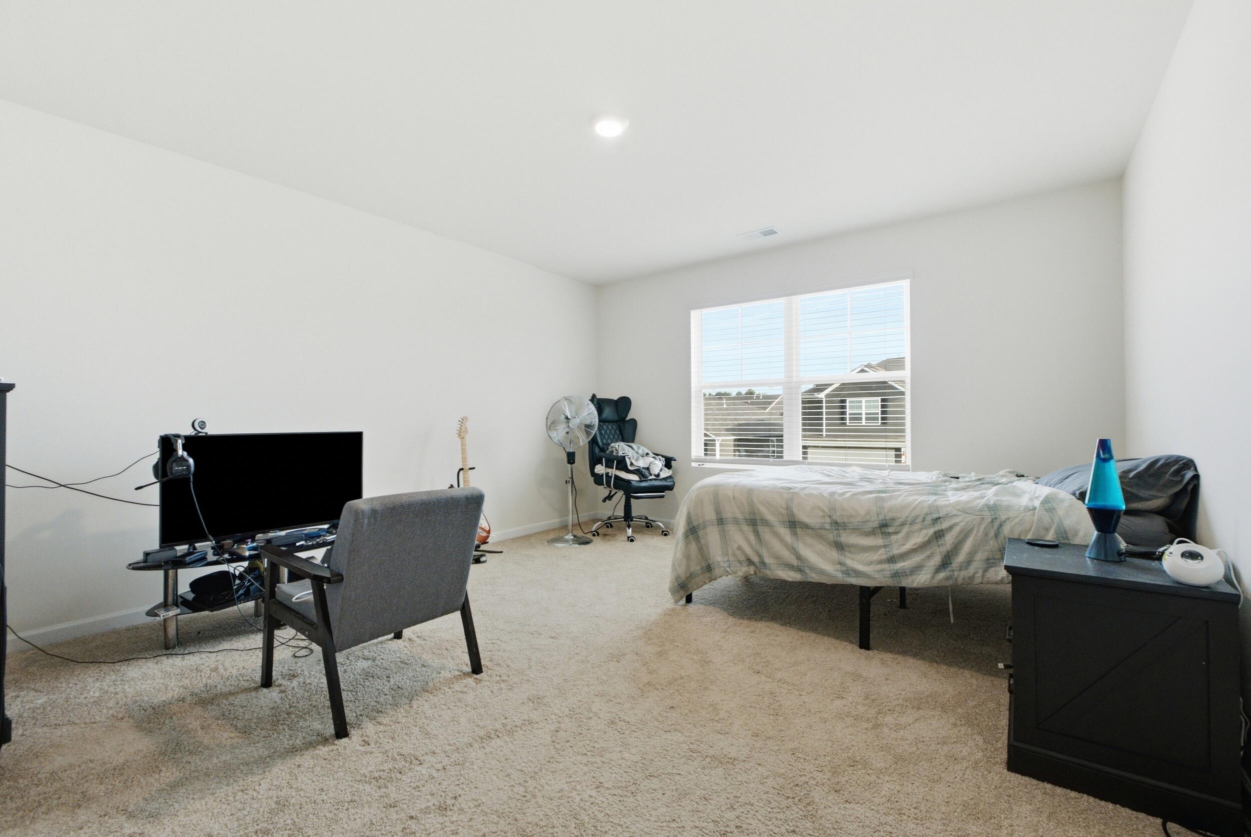 63 Draft Street Property Photo 25