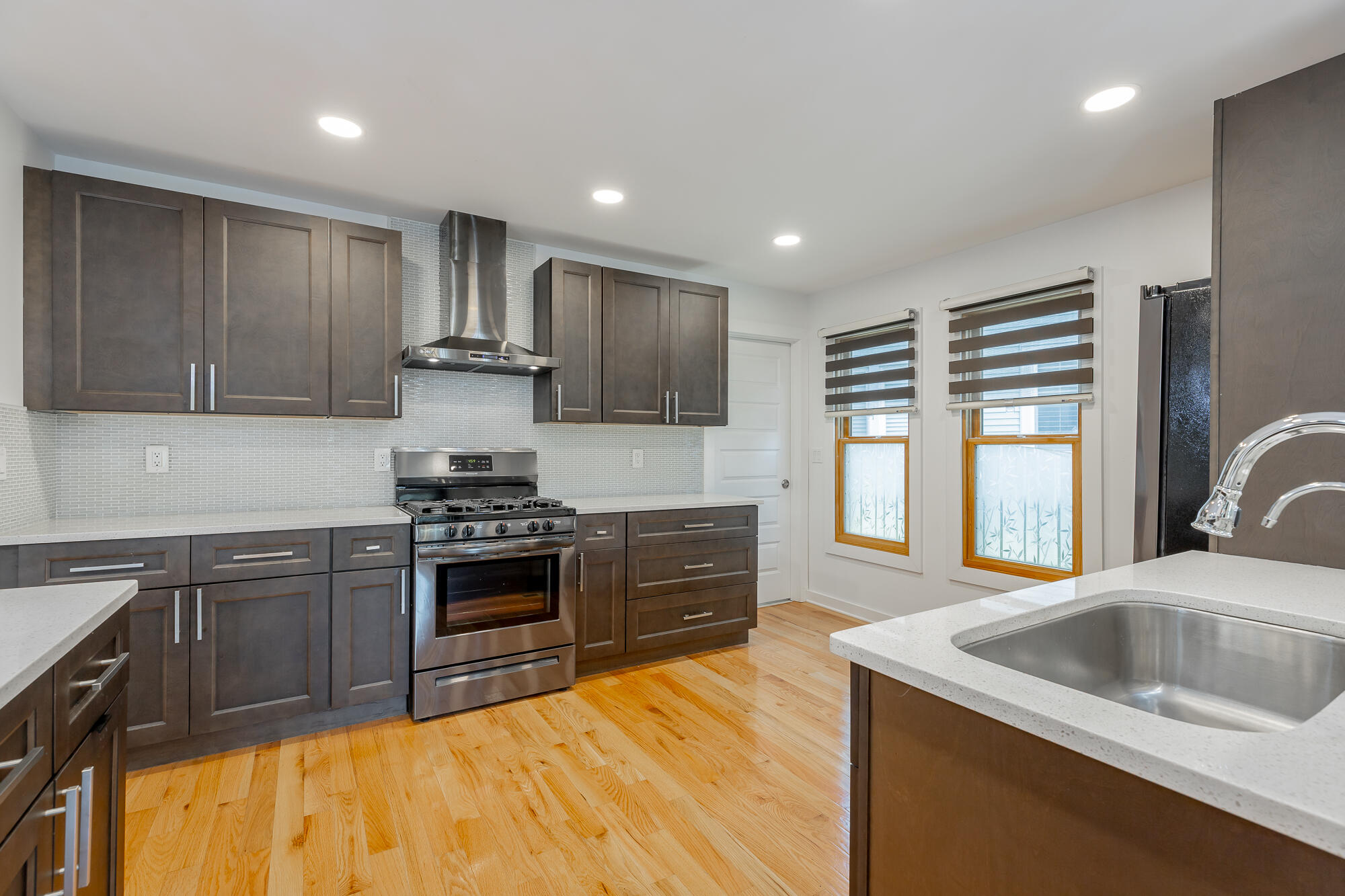106 Everett Street Property Photo 21