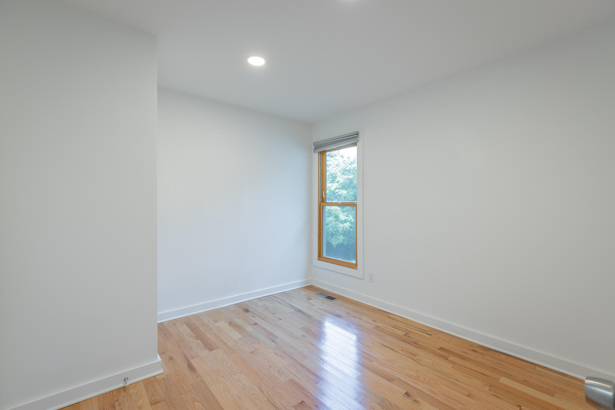 106 Everett Street Property Photo 26