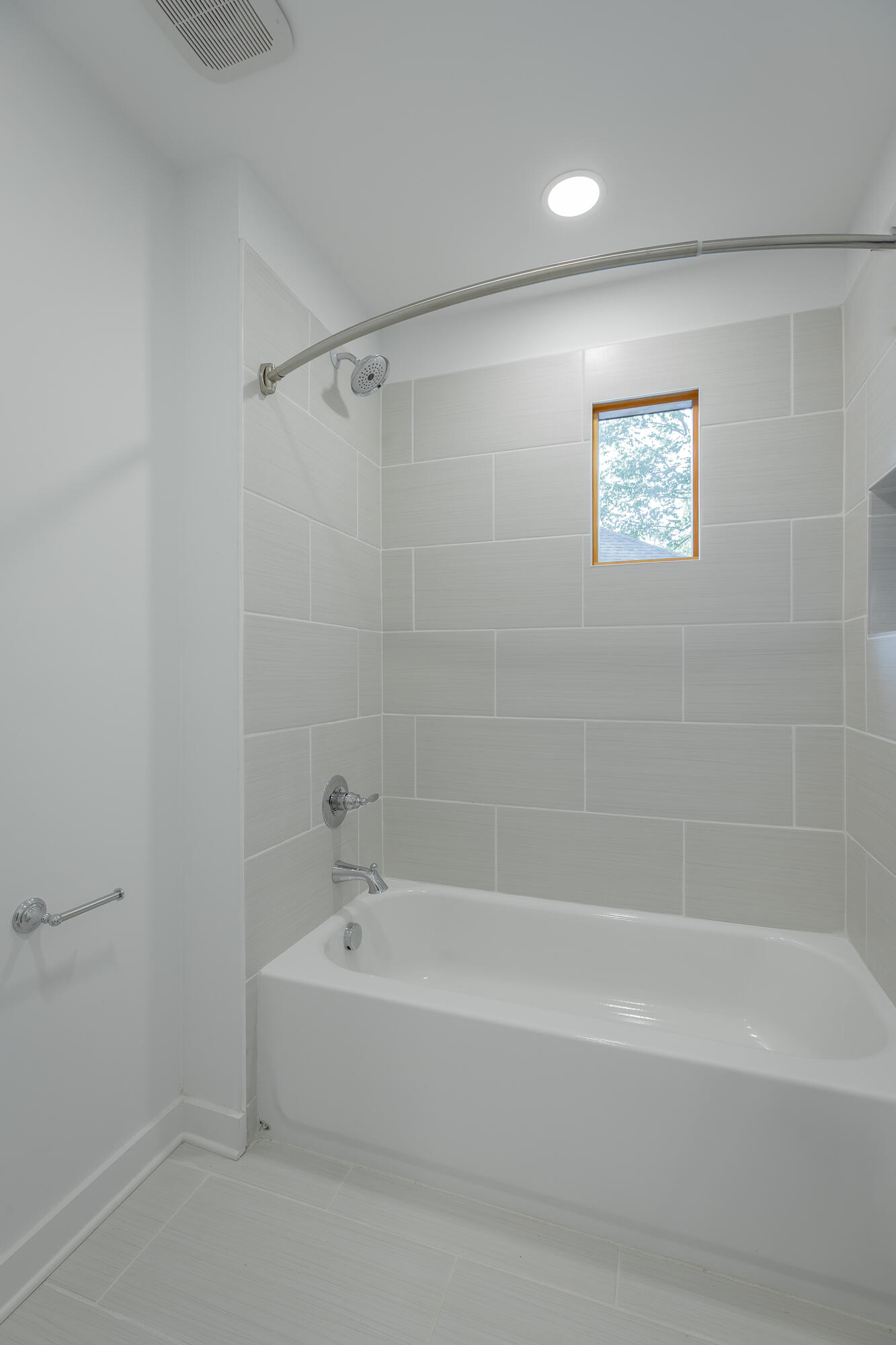106 Everett Street Property Photo 46