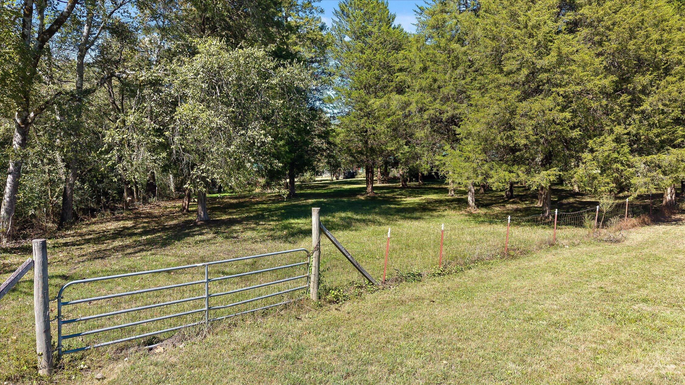 18961 Us 127 Property Photo 100