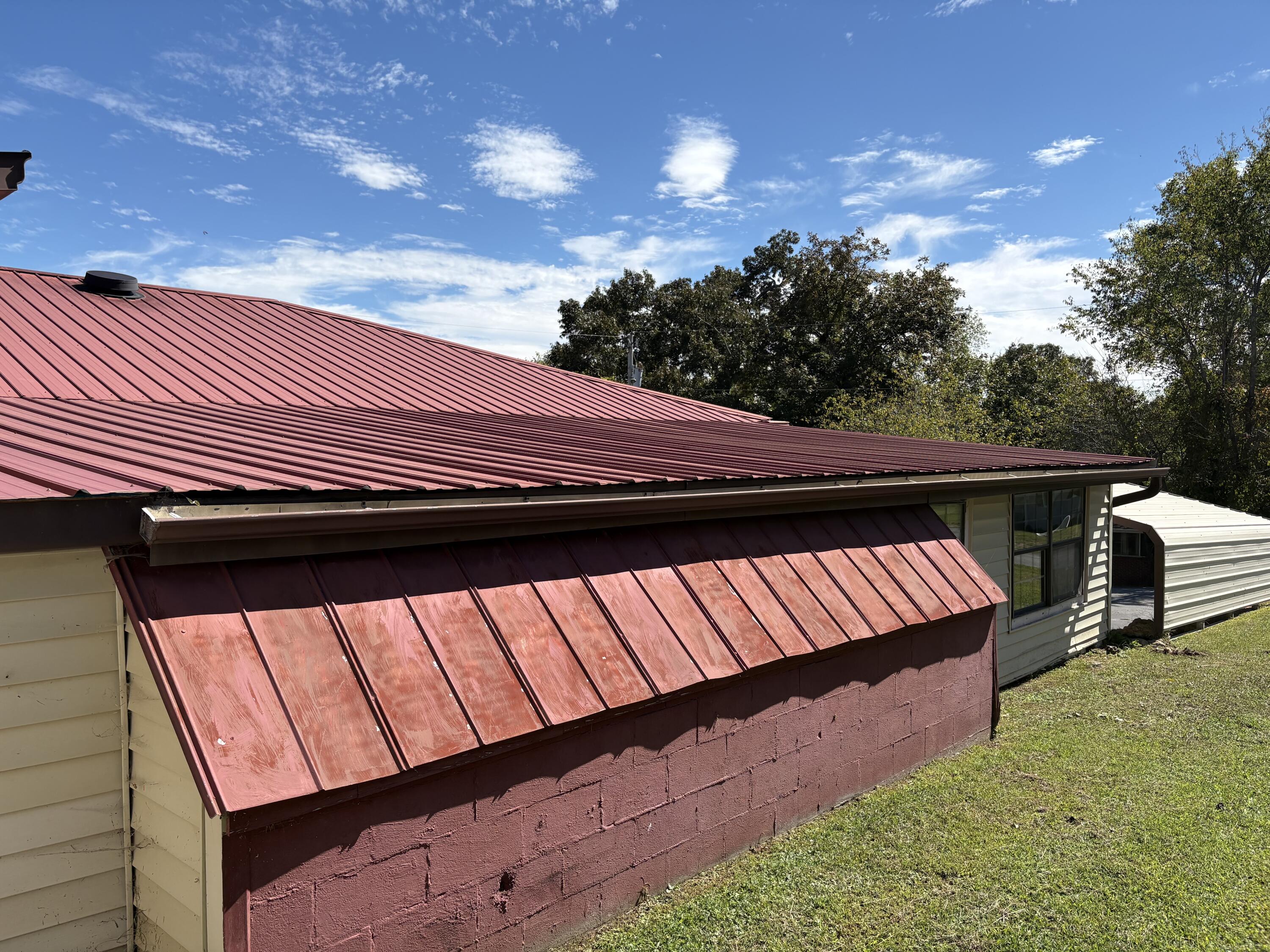 1927 Close Road Property Photo 10