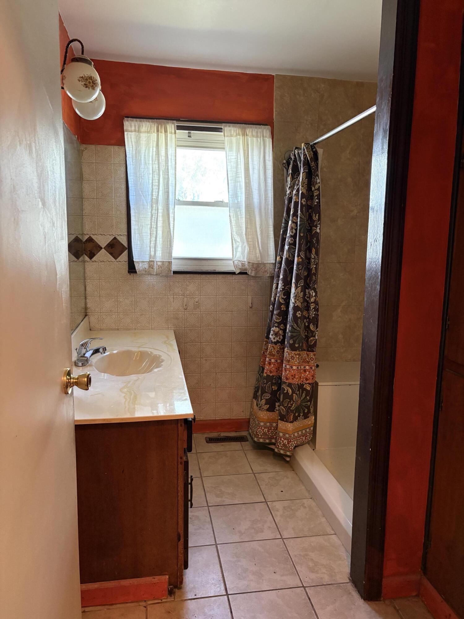 1927 Close Road Property Photo 21