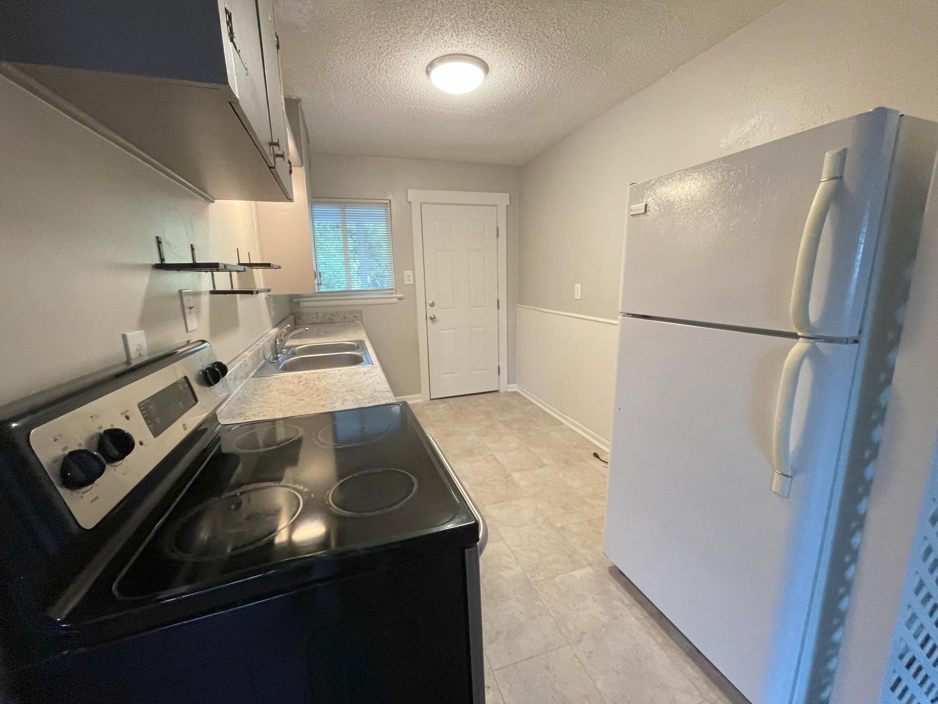 314 S Moore Road Property Photo 6