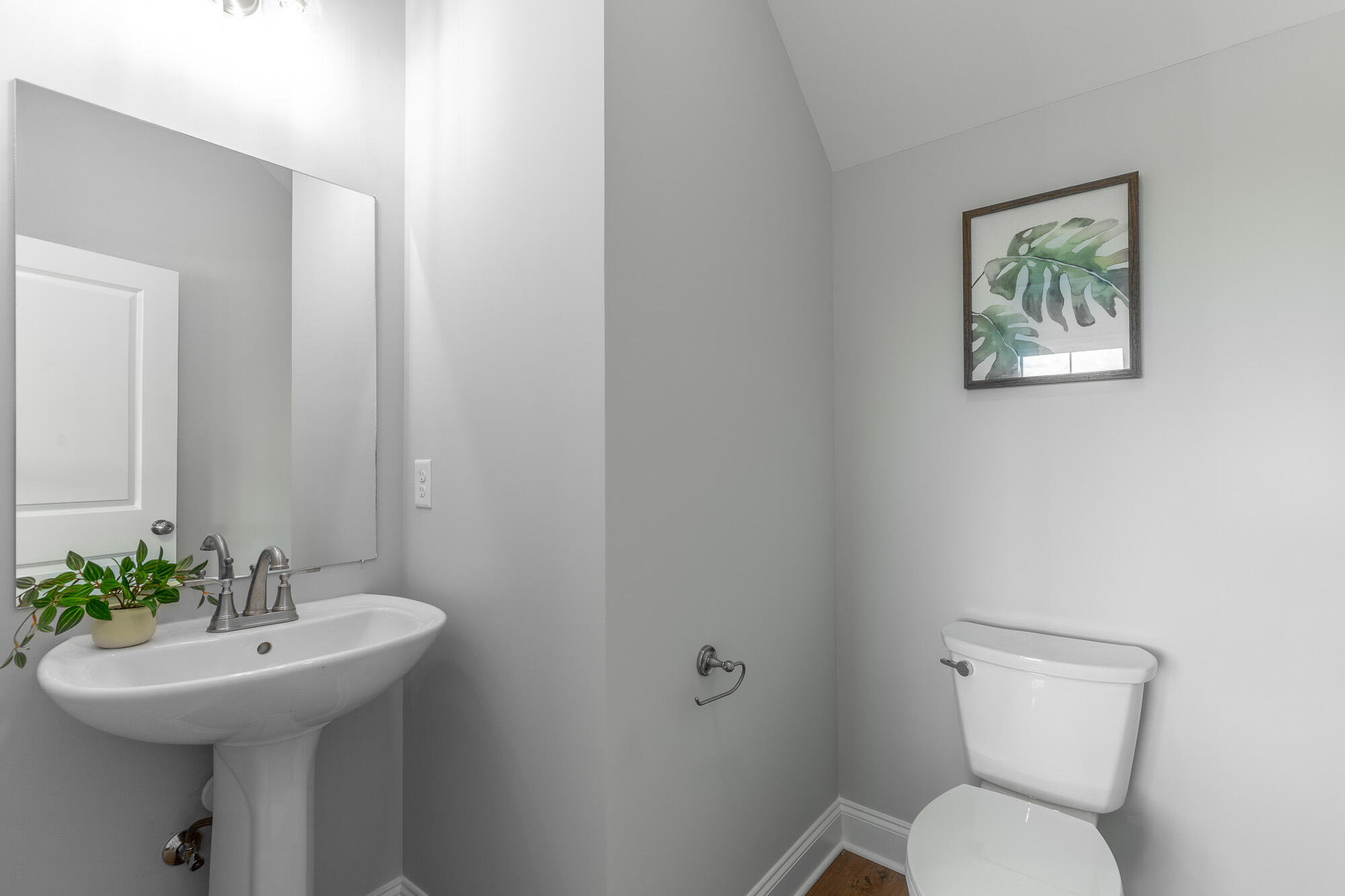 1927 Clearview Drive Property Photo 7