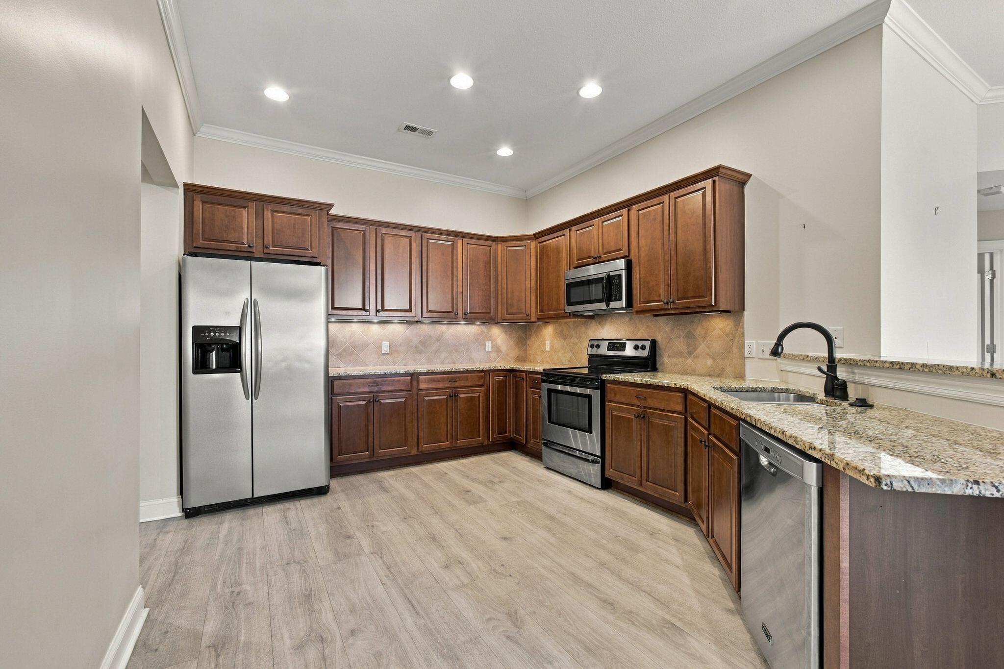 1639 Sedgefield Drive Property Photo 15