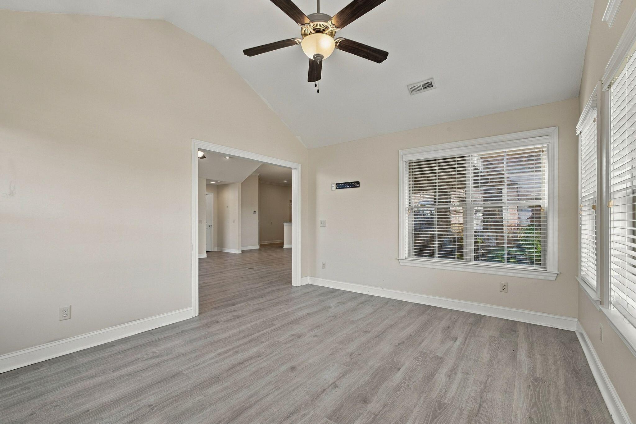 1639 Sedgefield Drive Property Photo 18