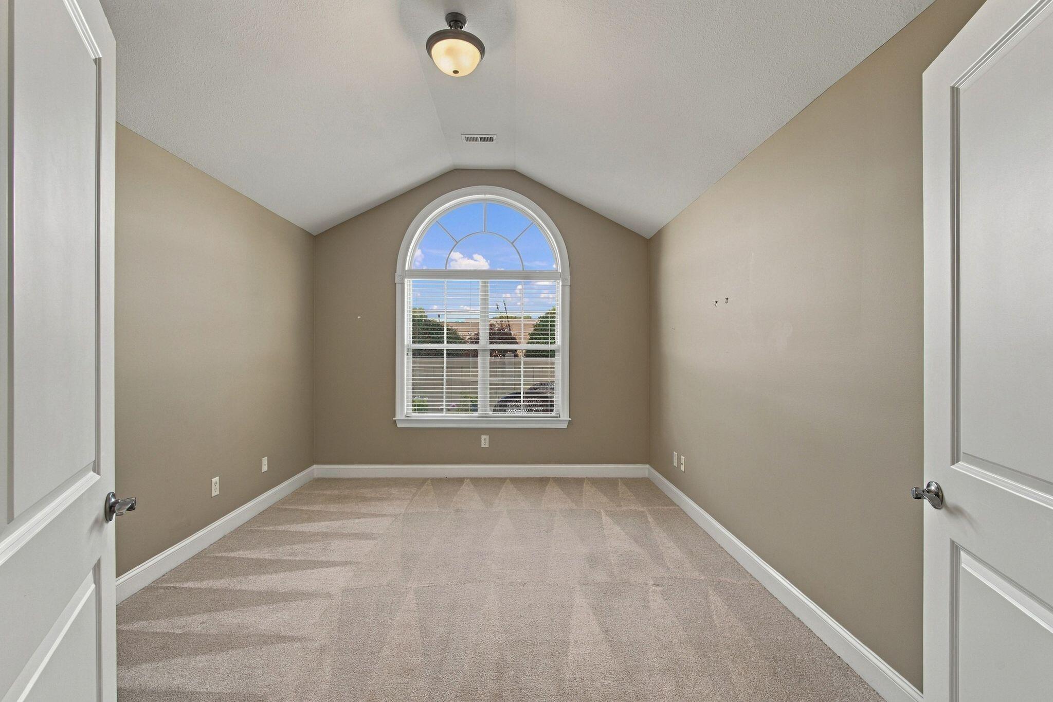1639 Sedgefield Drive Property Photo 21
