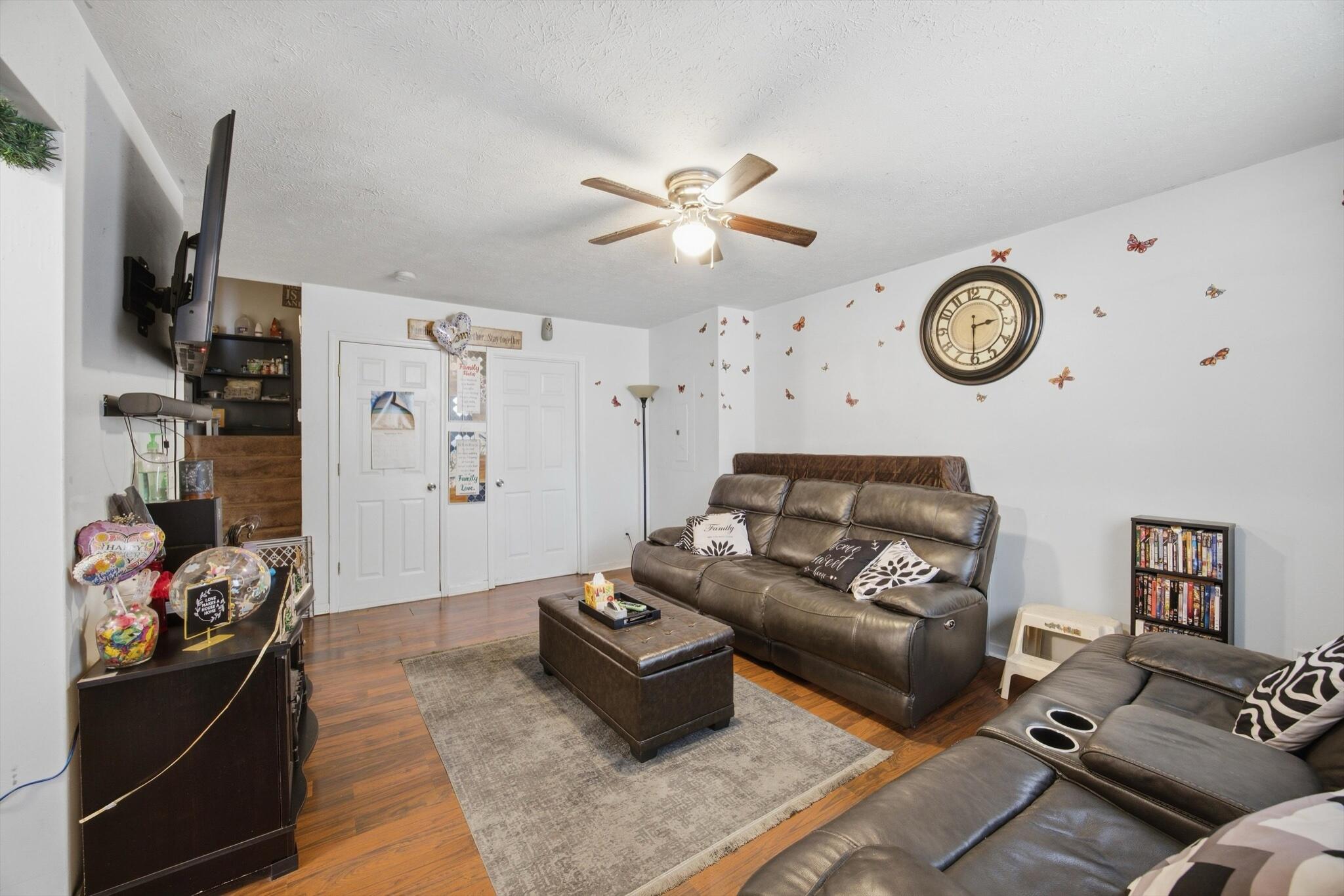915 Sylvan Drive Property Photo 6