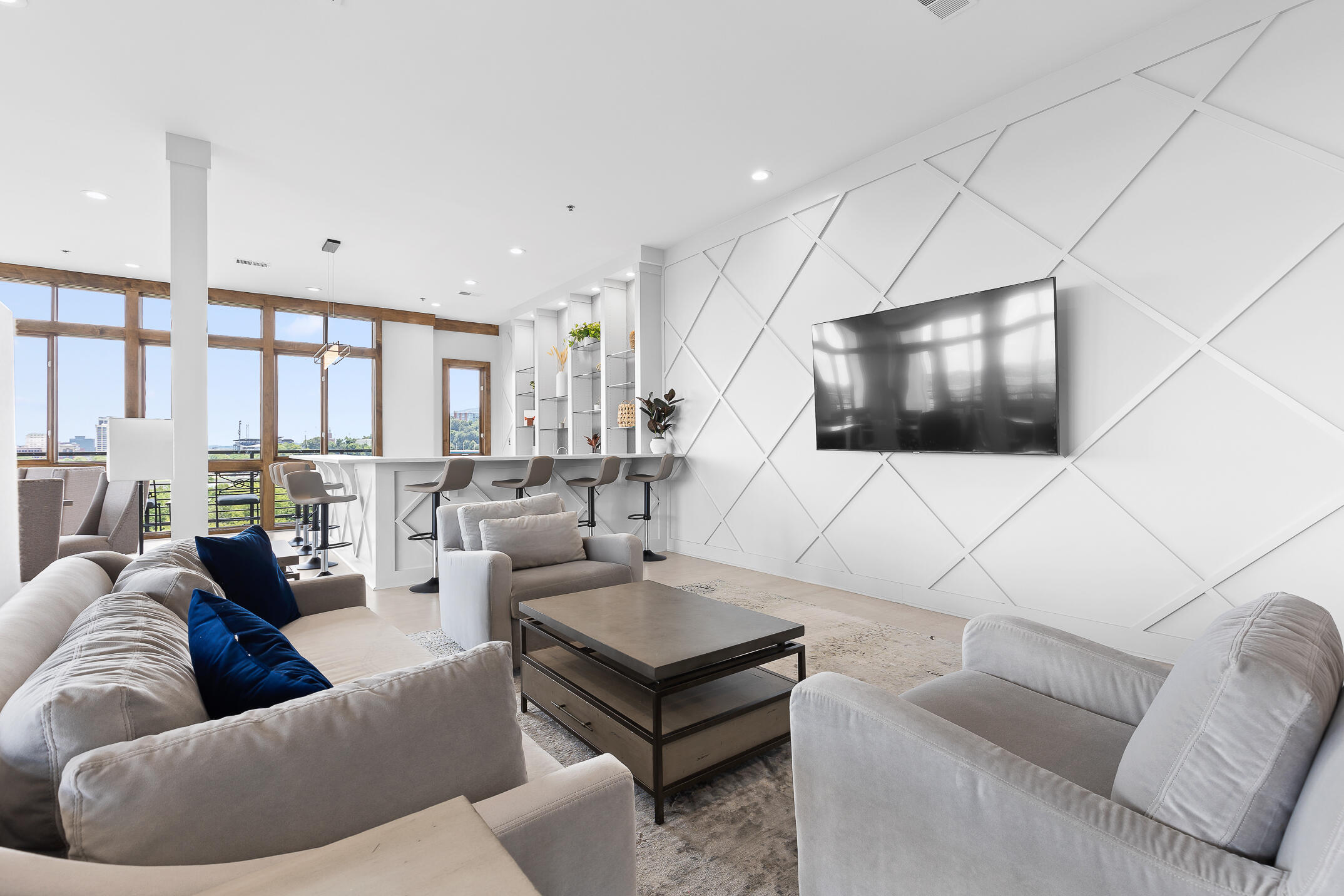 200 Manufacturers Road Property Photo 48