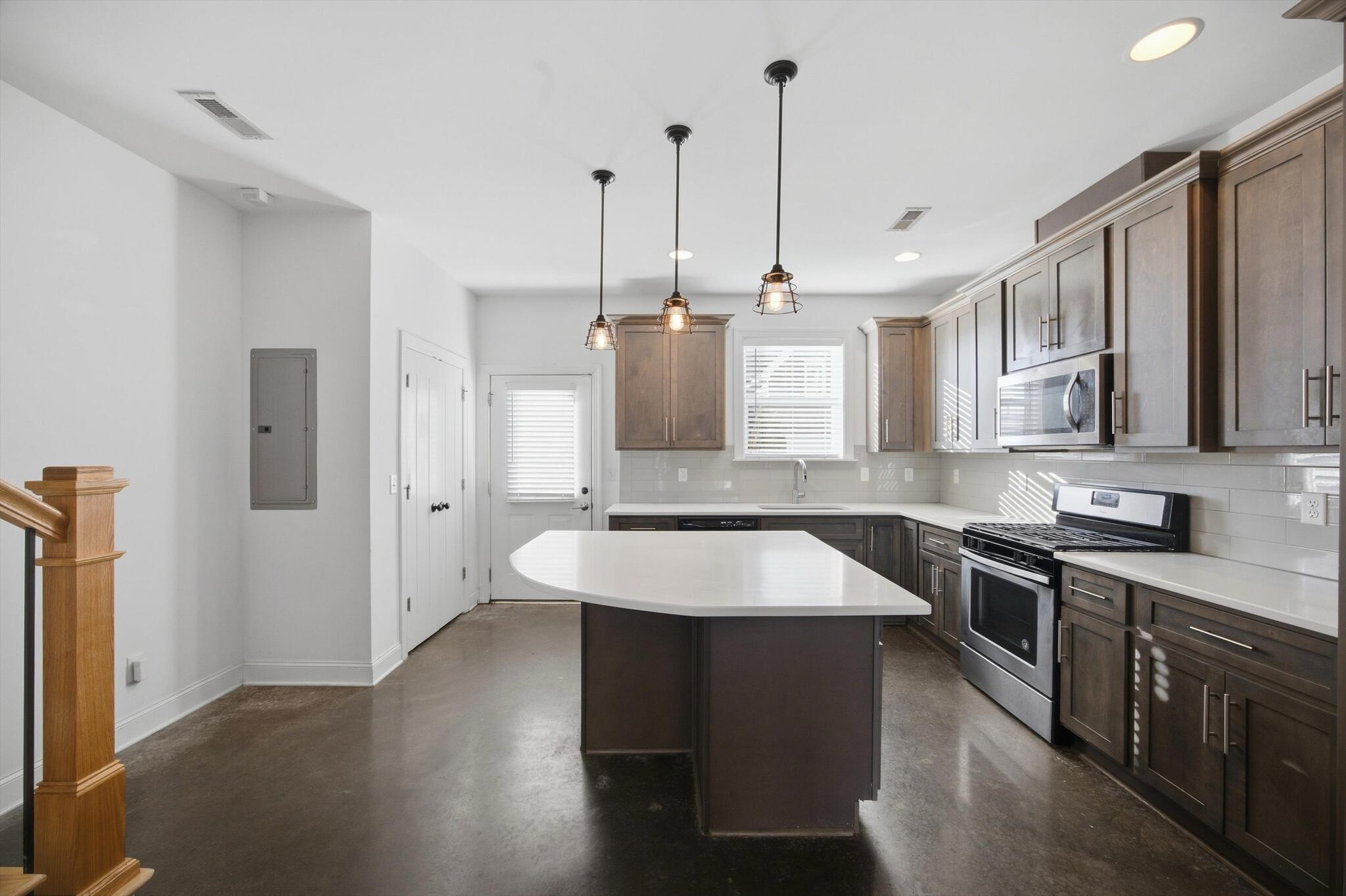 1437 Park Avenue Property Photo 11