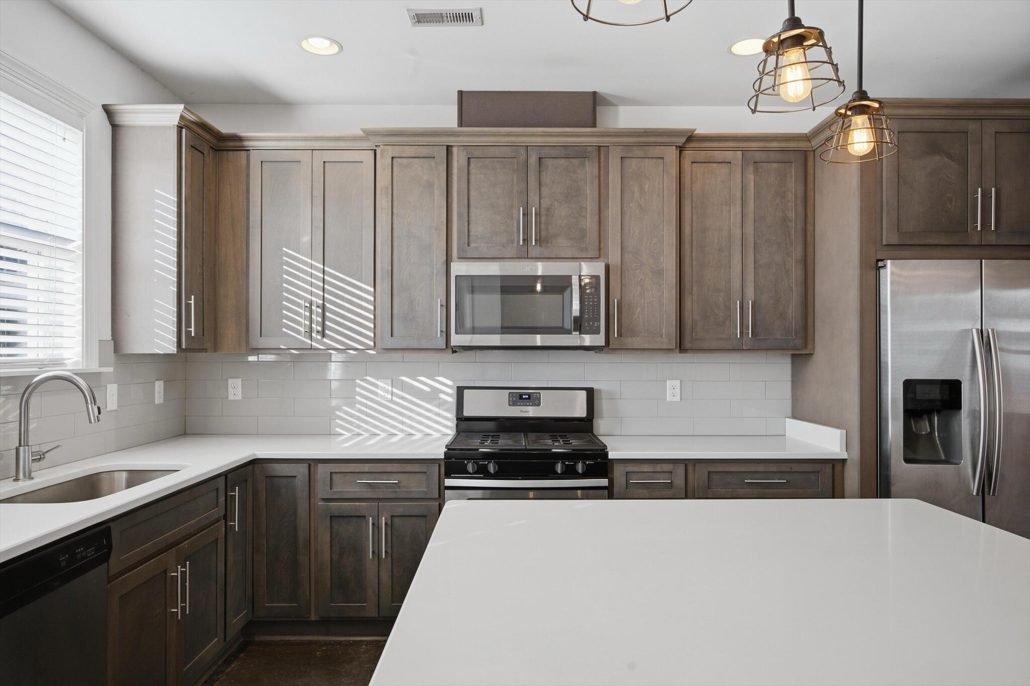 1437 Park Avenue Property Photo 12