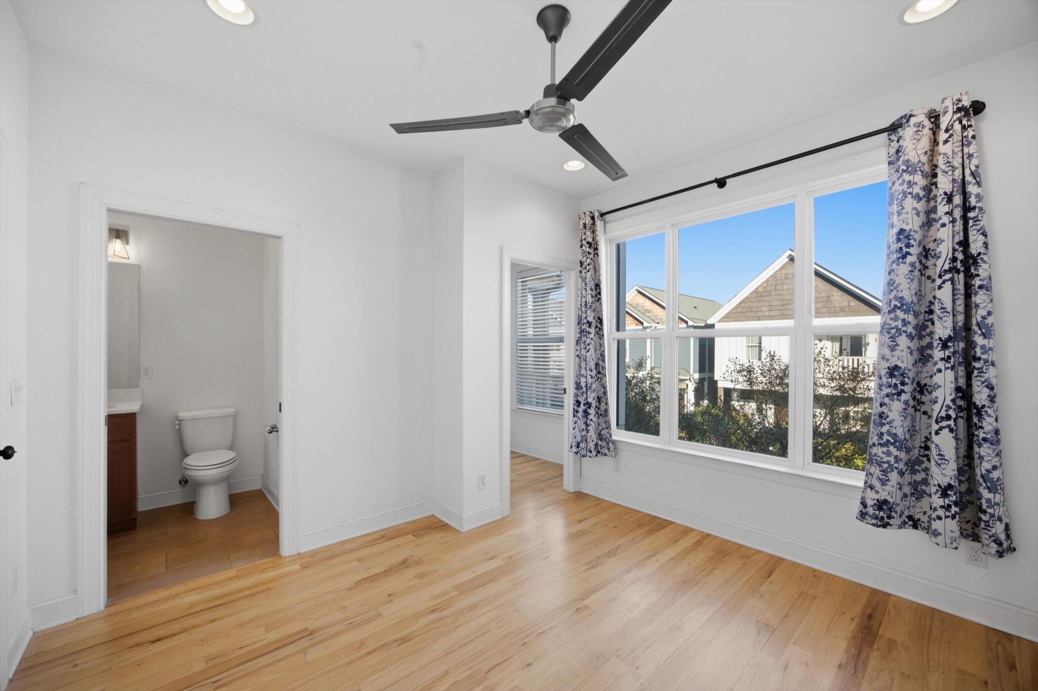 1437 Park Avenue Property Photo 19