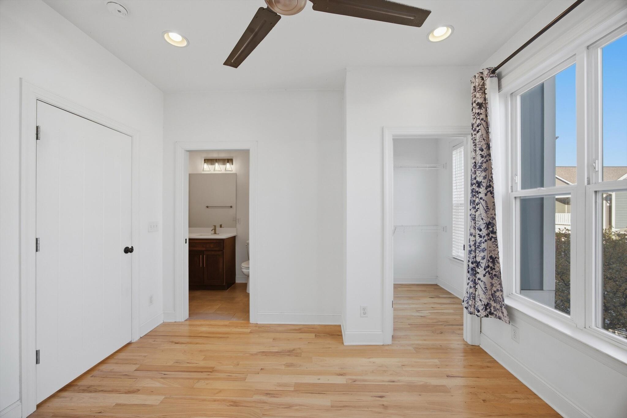 1437 Park Avenue Property Photo 20