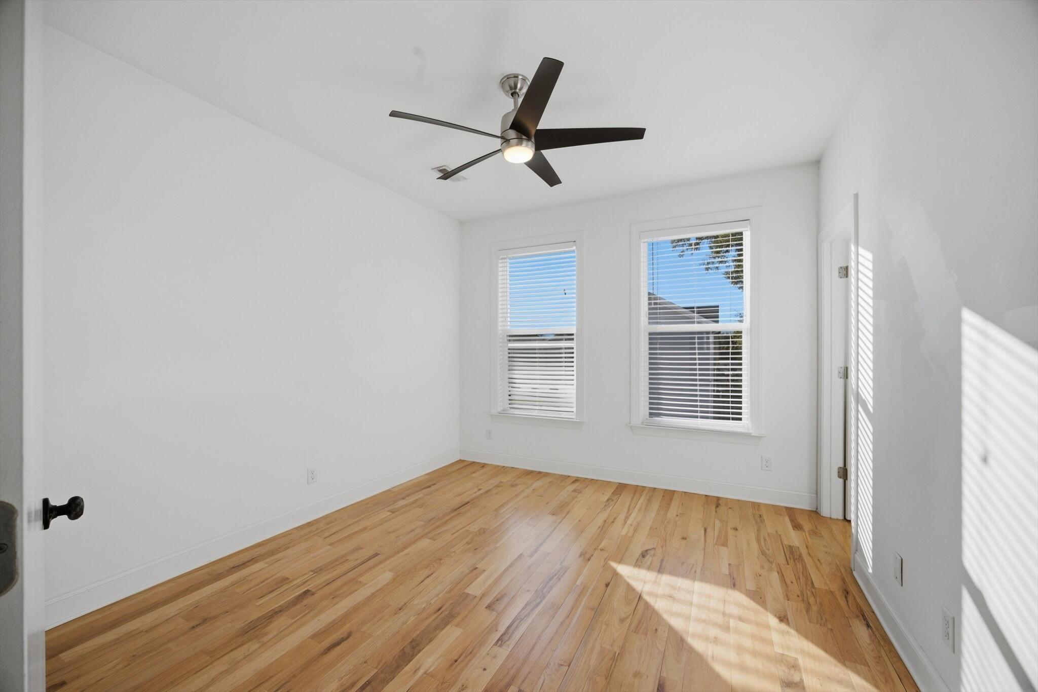 1437 Park Avenue Property Photo 24
