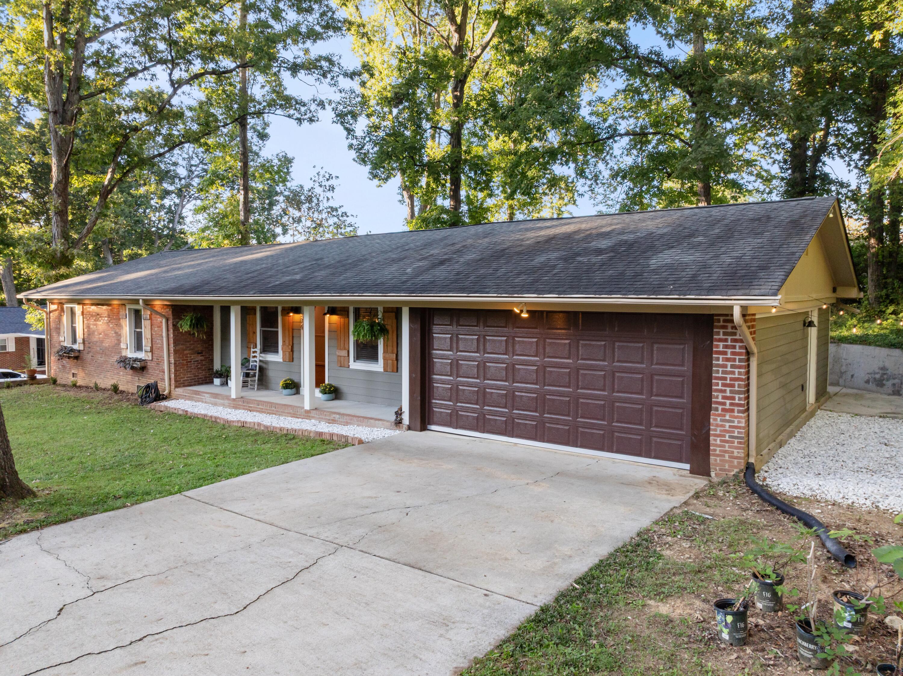 1504 20th Street Nw Property Photo 5