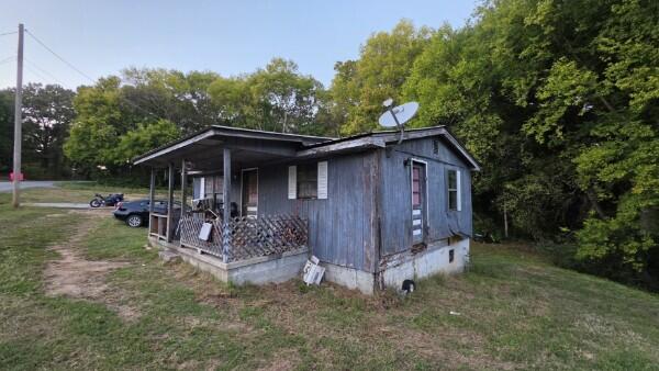 174 Cass Lane Nw Property Photo 3