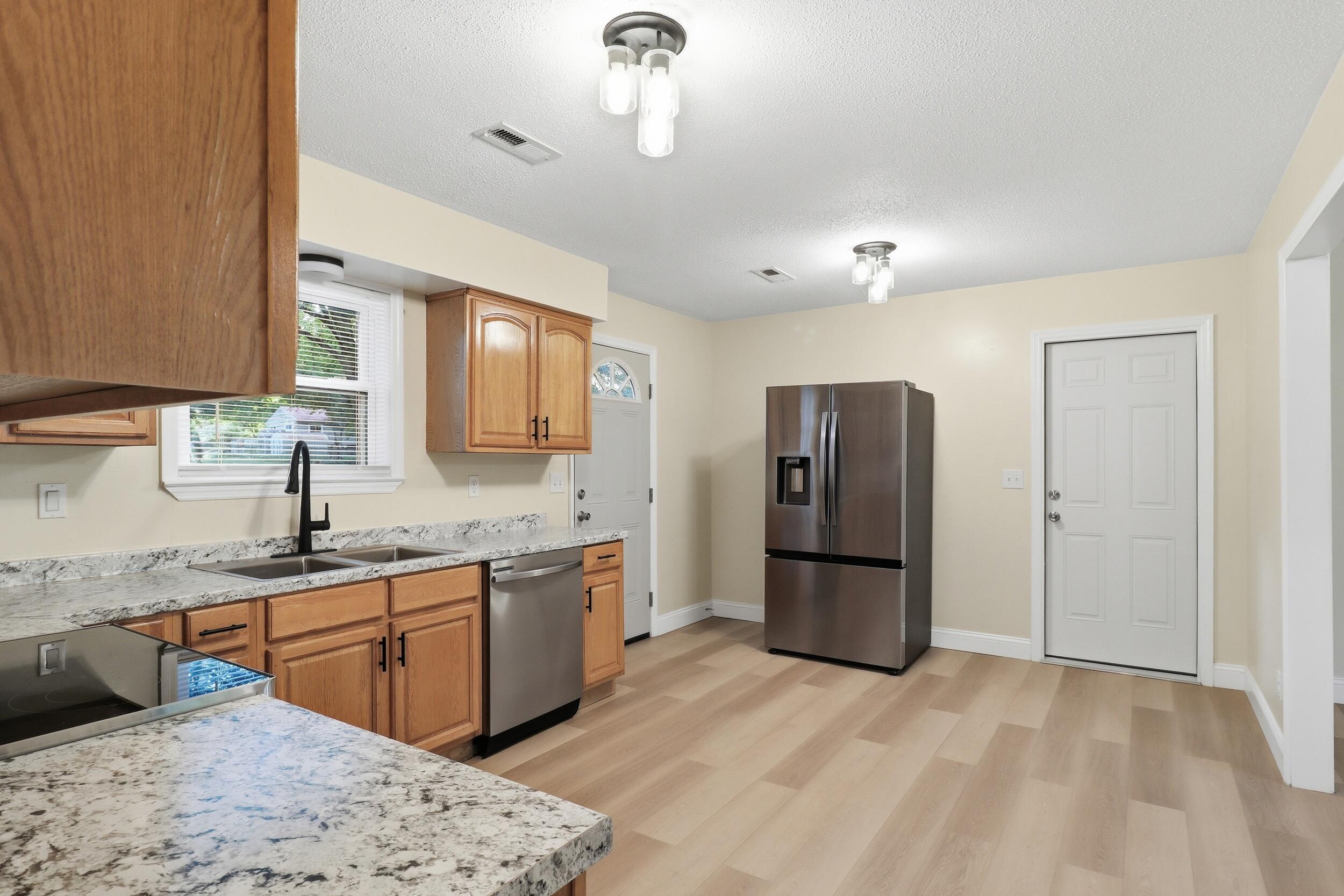 106 Park Street Property Photo 16