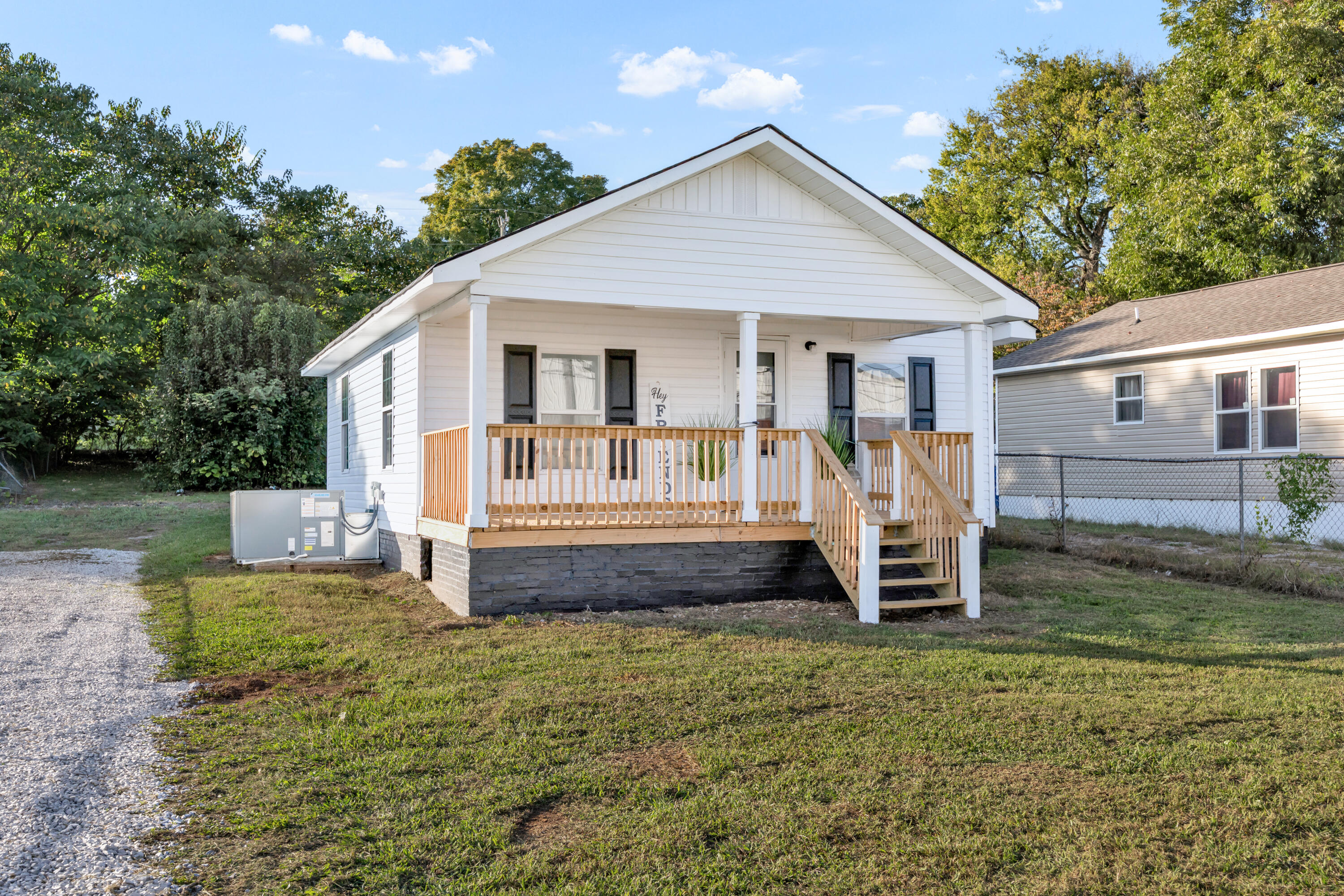 1814 Church Street Se Property Photo 2