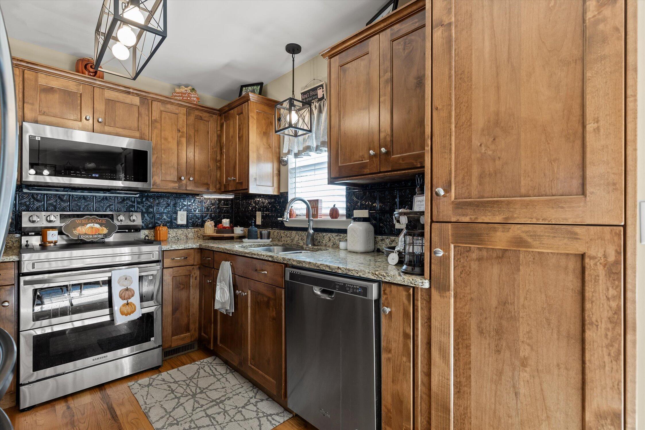 516 Clintons Pass Nw Property Photo 15