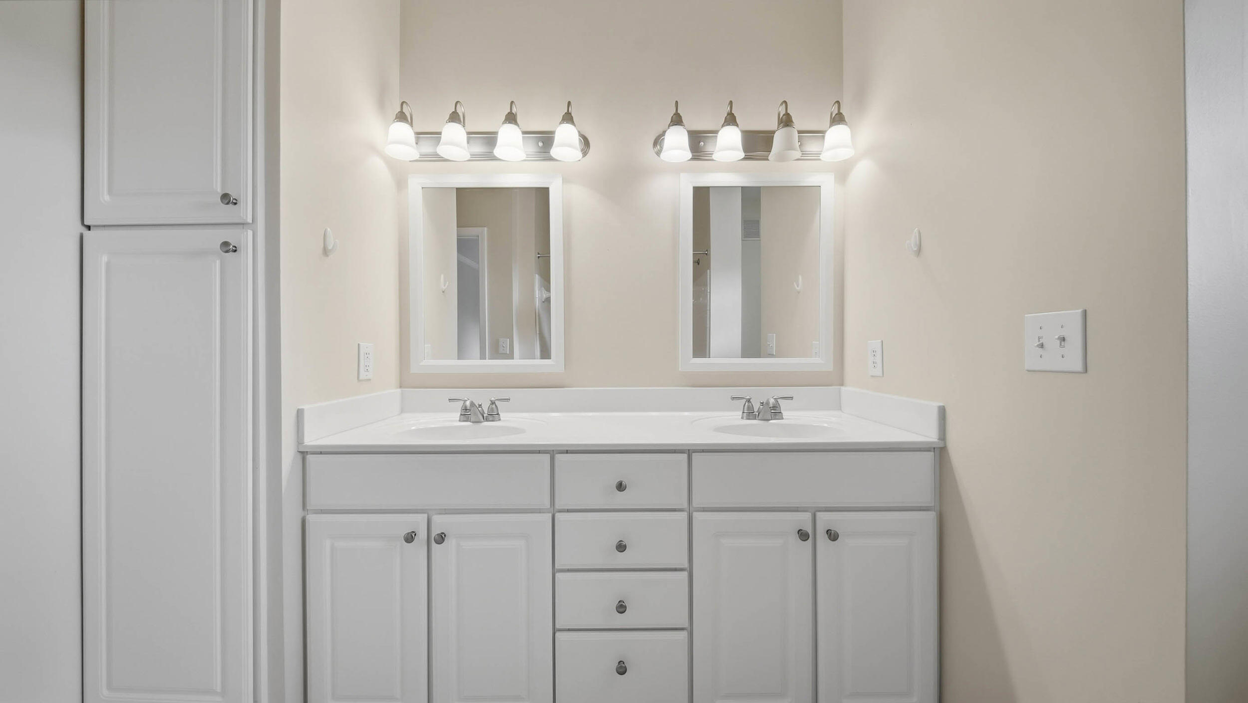 2203 Regency Court Property Photo 15