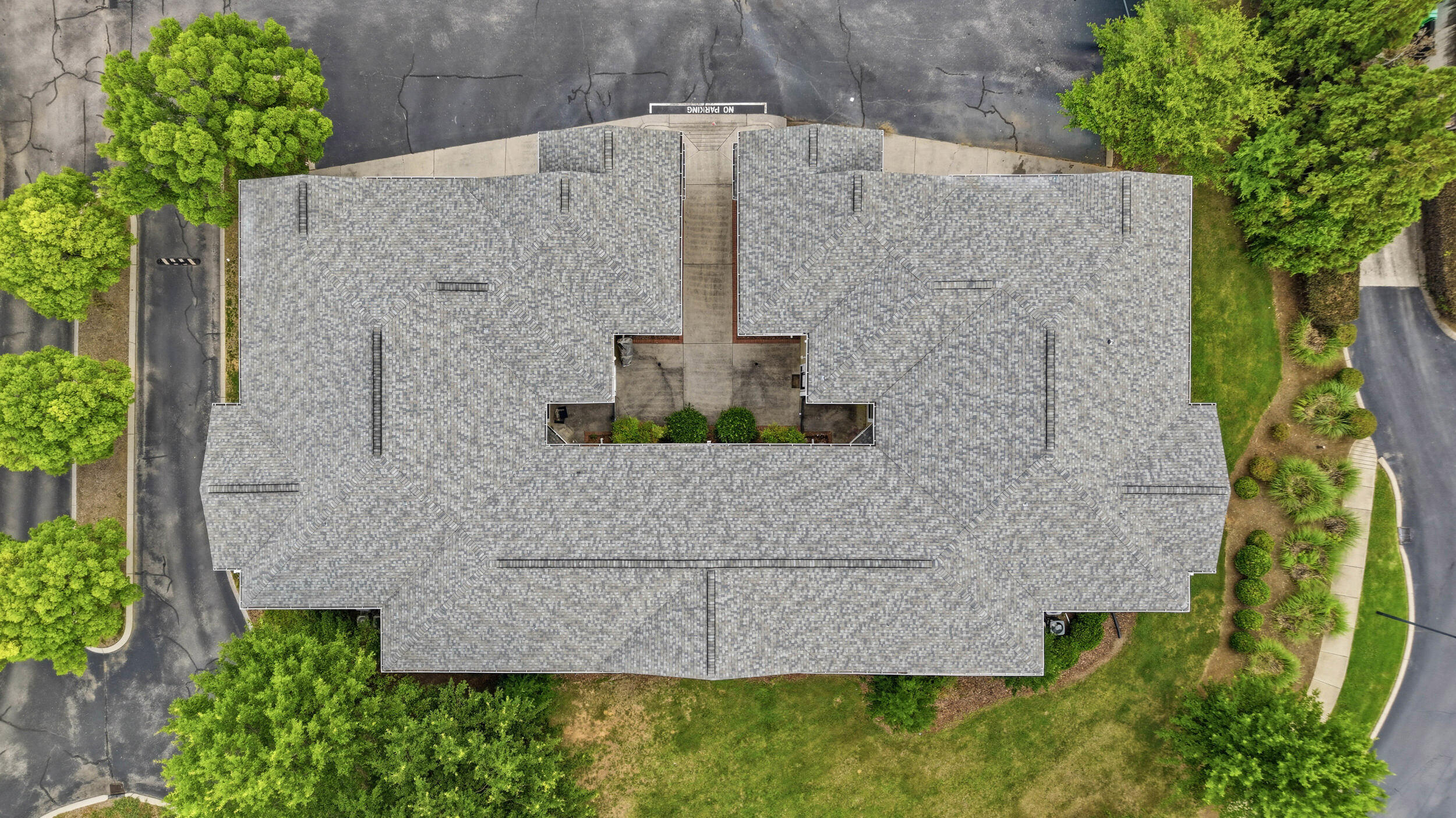 2203 Regency Court Property Photo 40