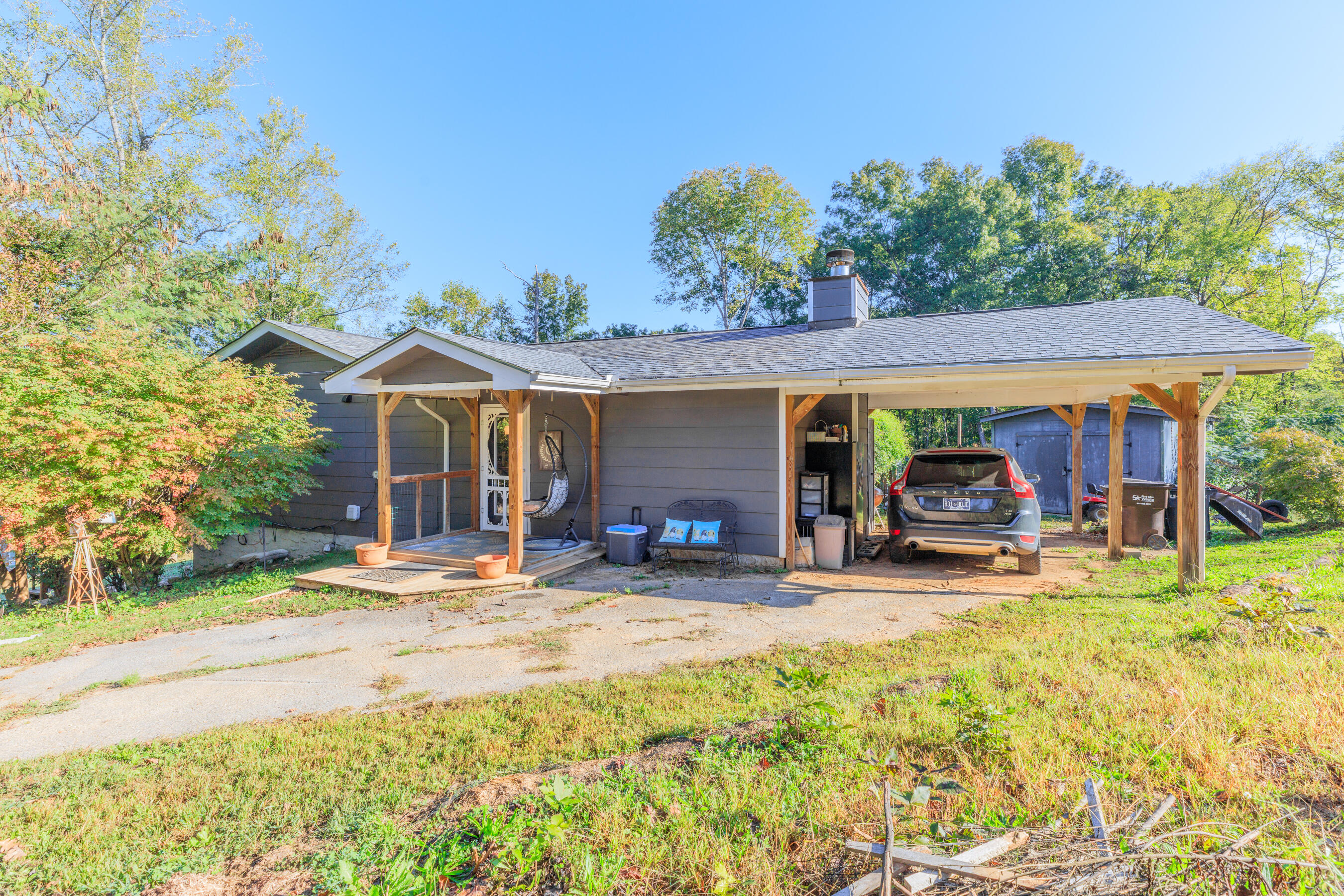 7210 S Wolftever Drive Property Photo 6