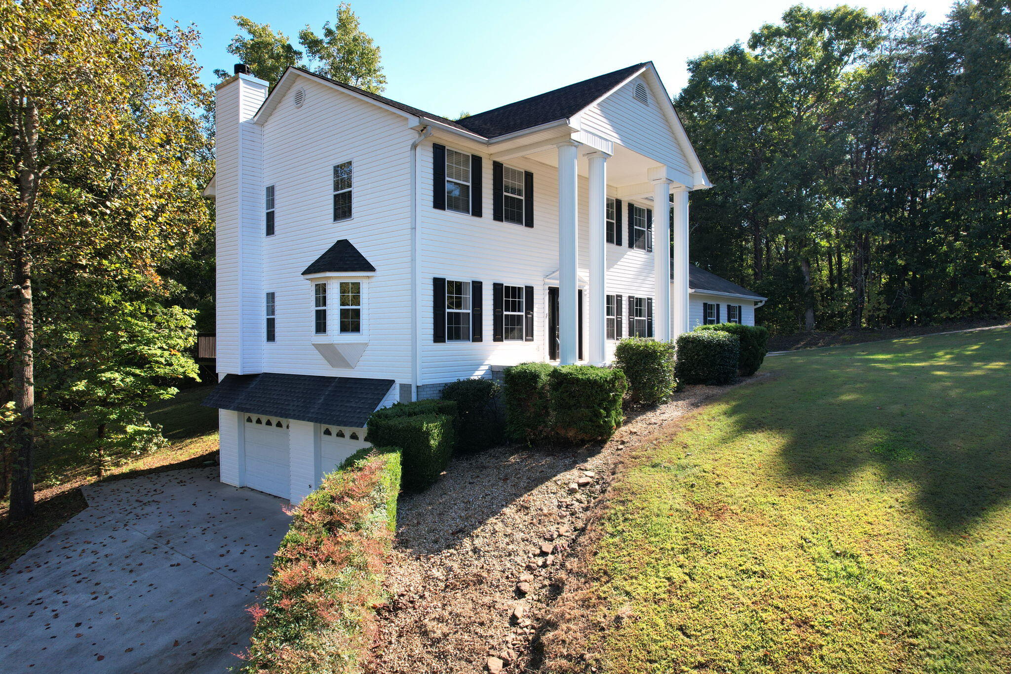 195 Knobb Hill Drive Nw Property Photo 4