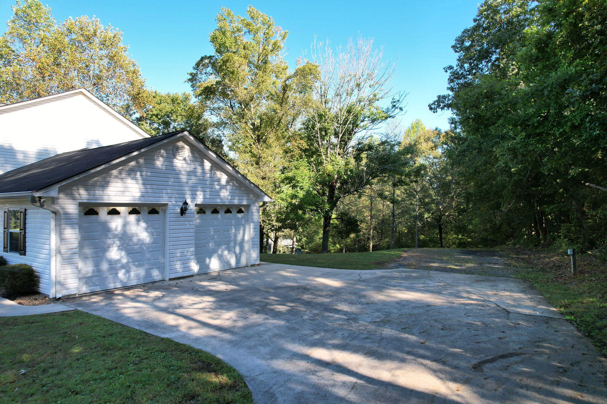 195 Knobb Hill Drive Nw Property Photo 8