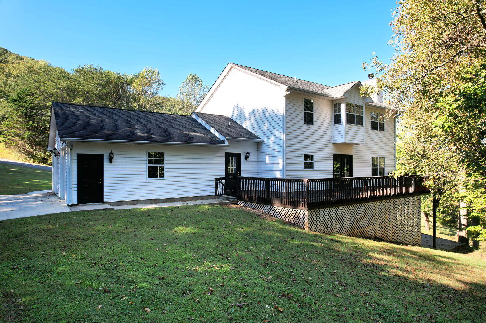 195 Knobb Hill Drive Nw Property Photo 9