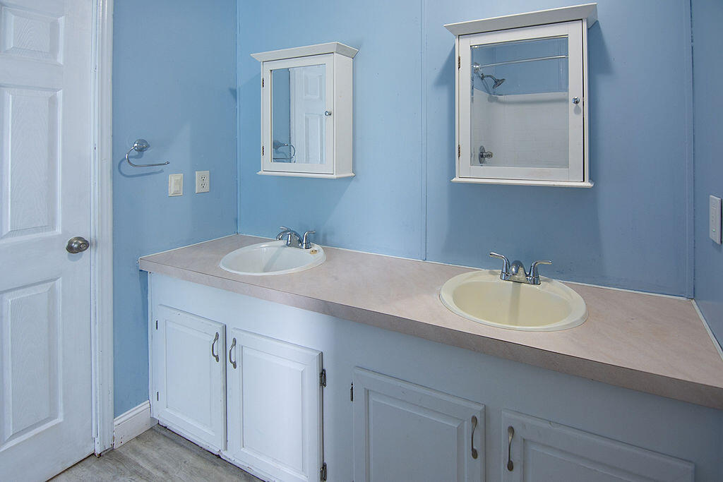 170 Hallie Lane Property Photo 11