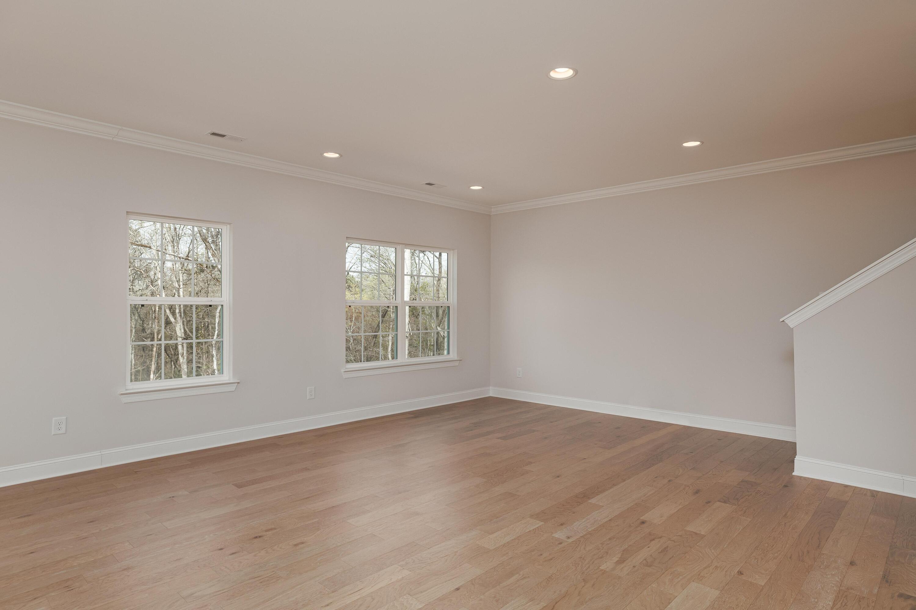4094 Inlet Loop Property Photo 3