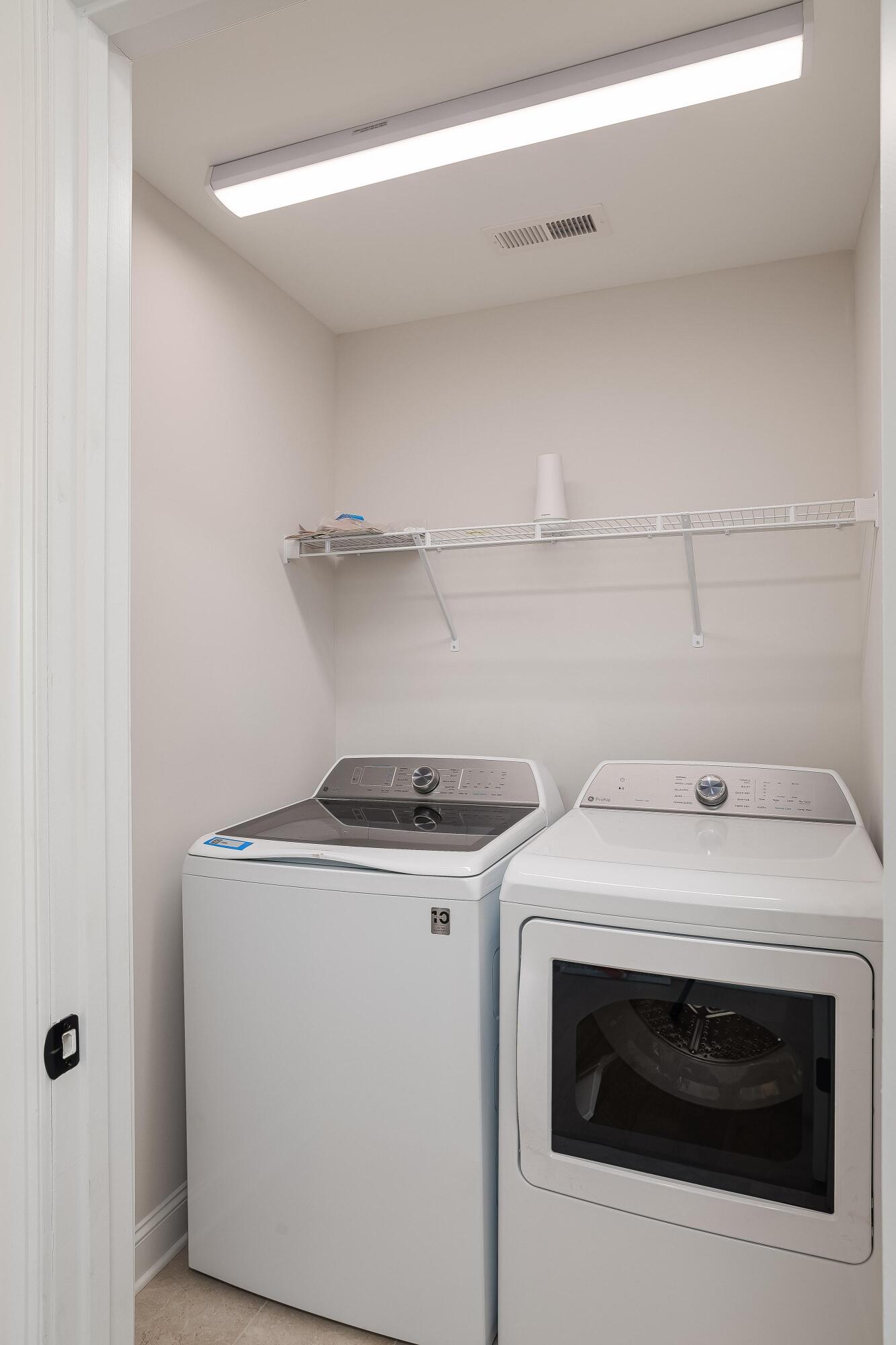 4094 Inlet Loop Property Photo 20