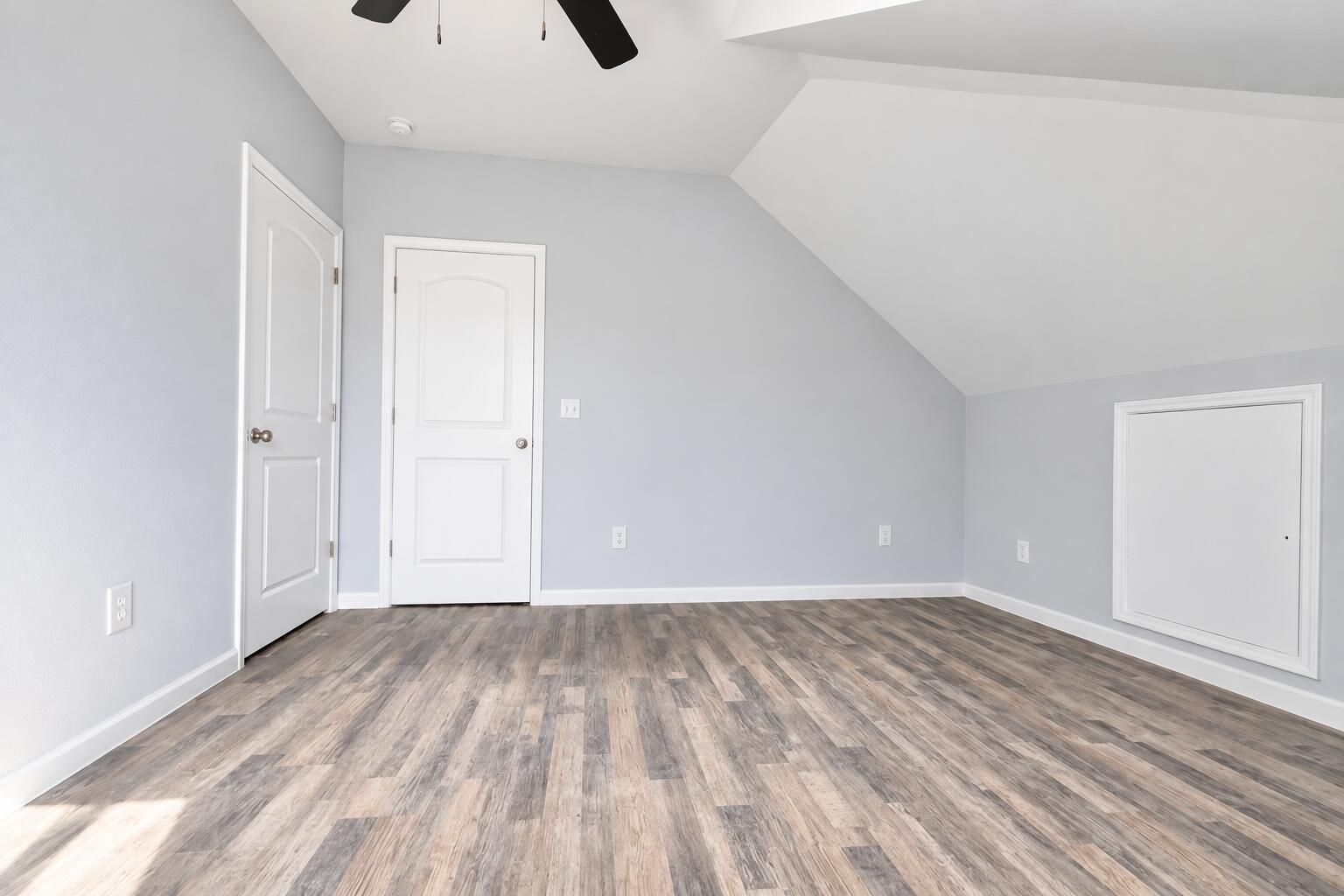429 S Glenwood Avenue Property Photo 25