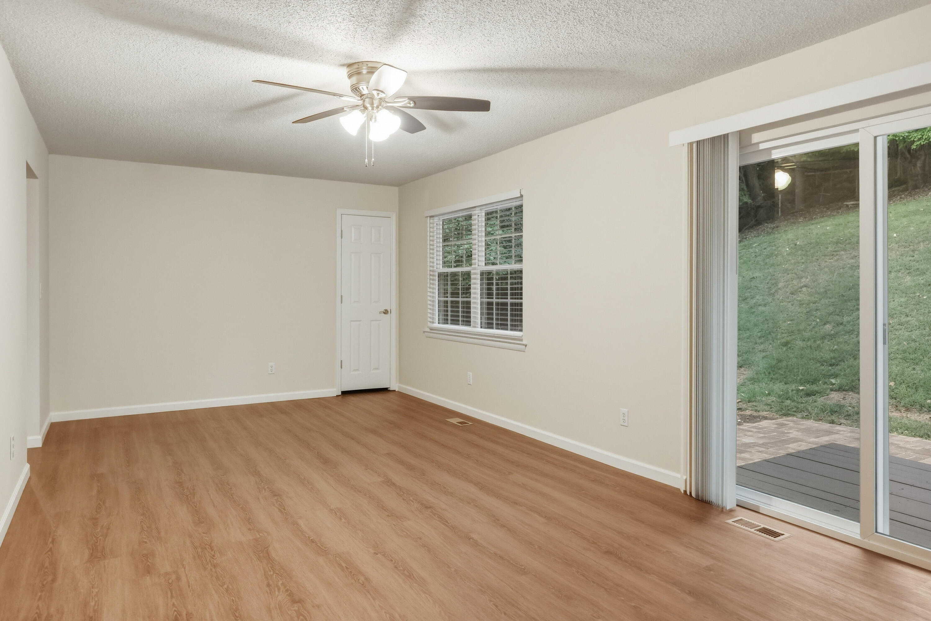 5585 Tucker Road Property Photo 10