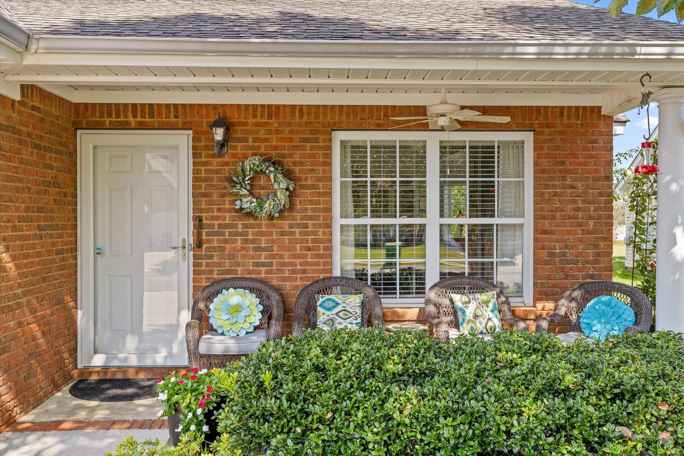 190 Briarstone Drive Property Photo 4