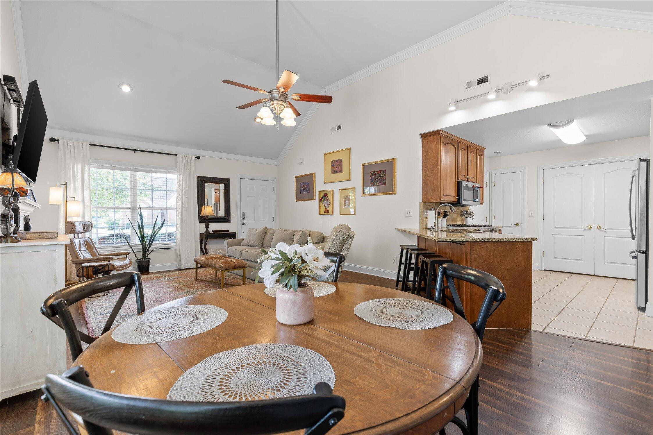 190 Briarstone Drive Property Photo 16