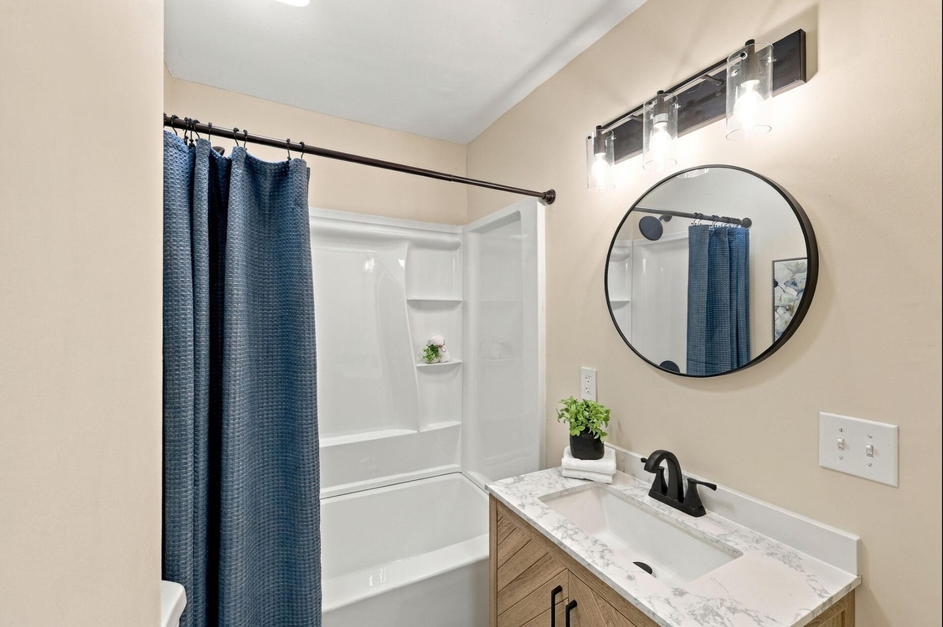 1006 E 30th Street Property Photo 17
