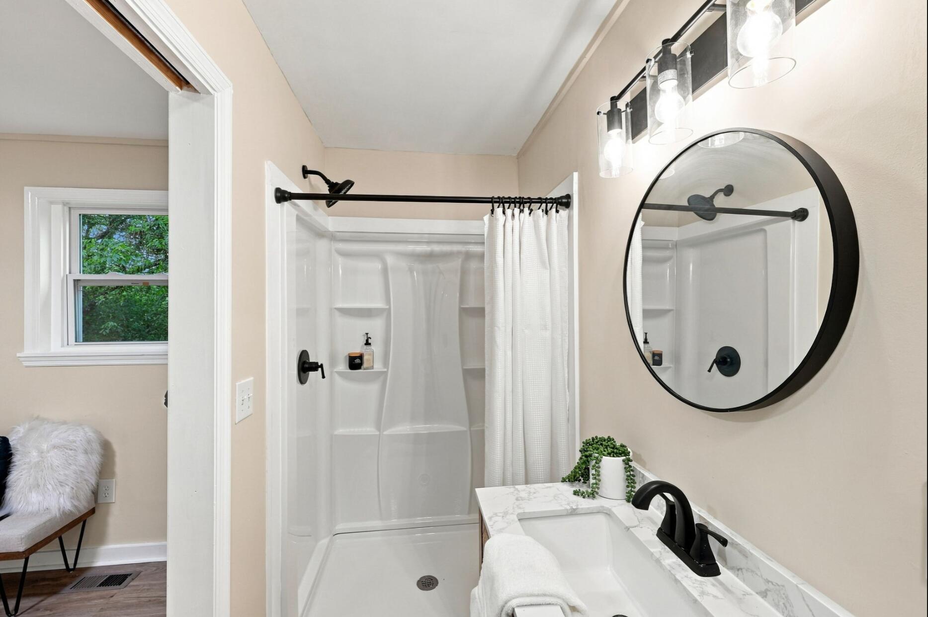 1006 E 30th Street Property Photo 18
