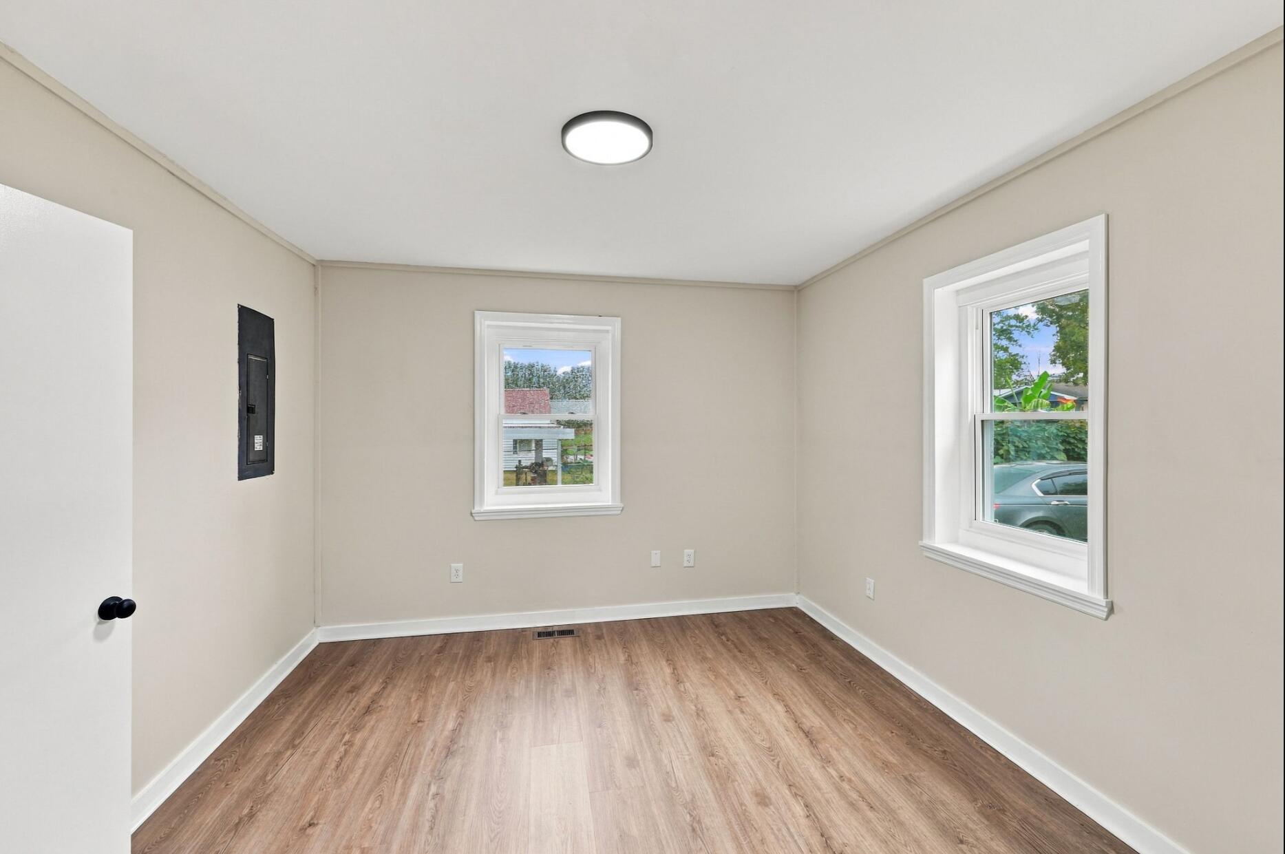 1006 E 30th Street Property Photo 20