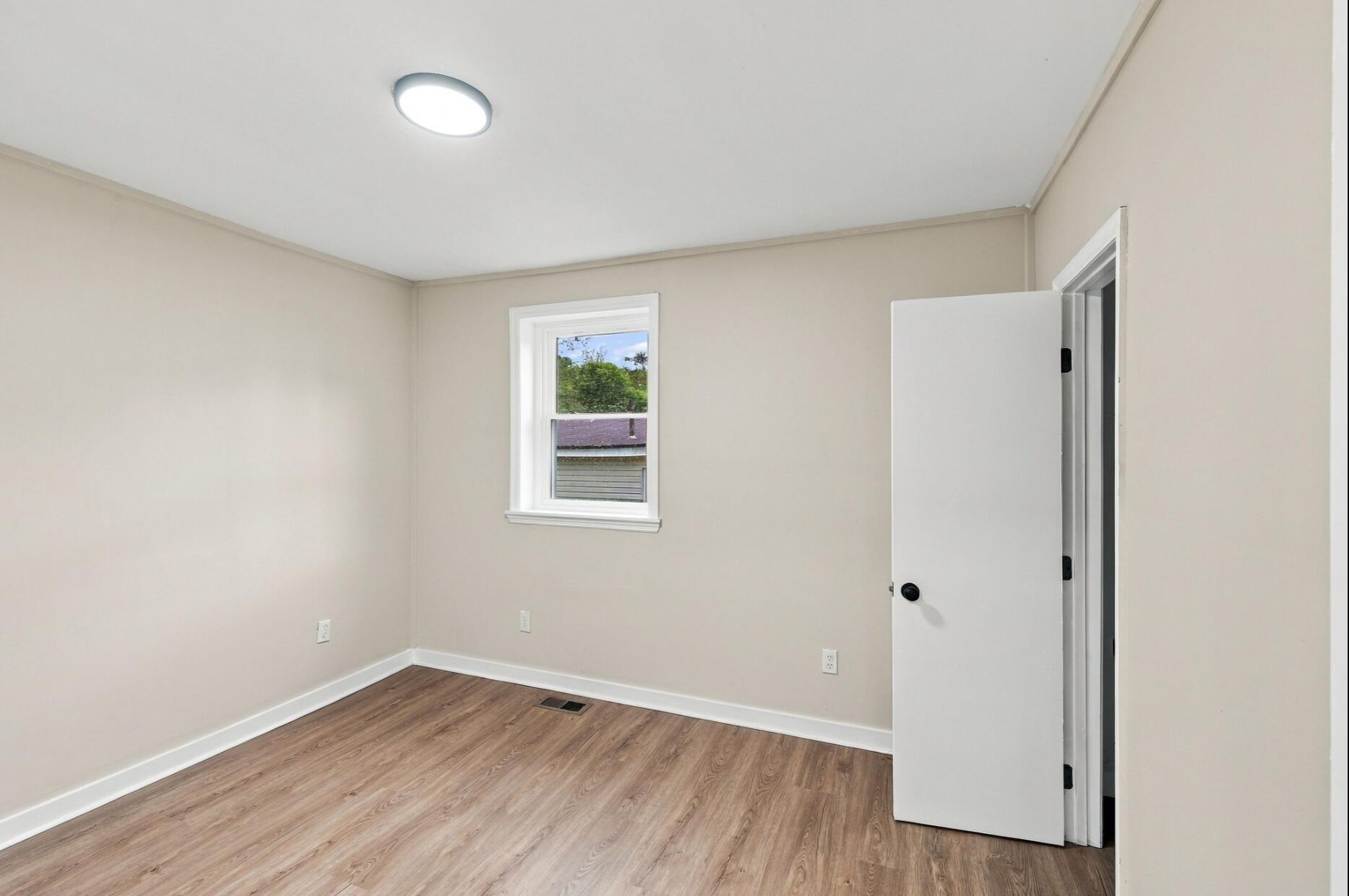 1006 E 30th Street Property Photo 21